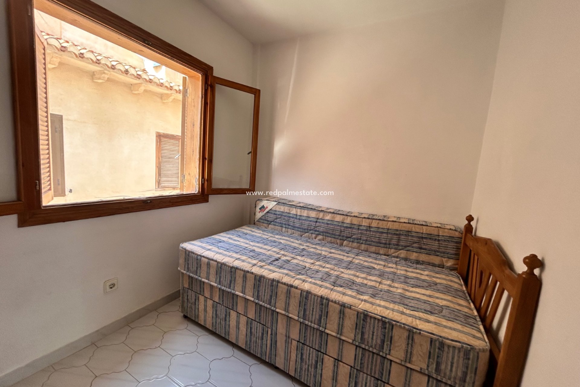 Revente - Maison de ville -
Torrevieja - Inland