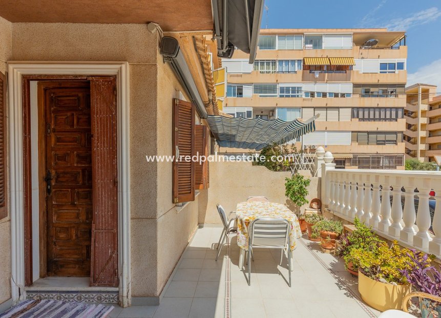 Revente - Maison de ville -
Torrevieja - La Mata