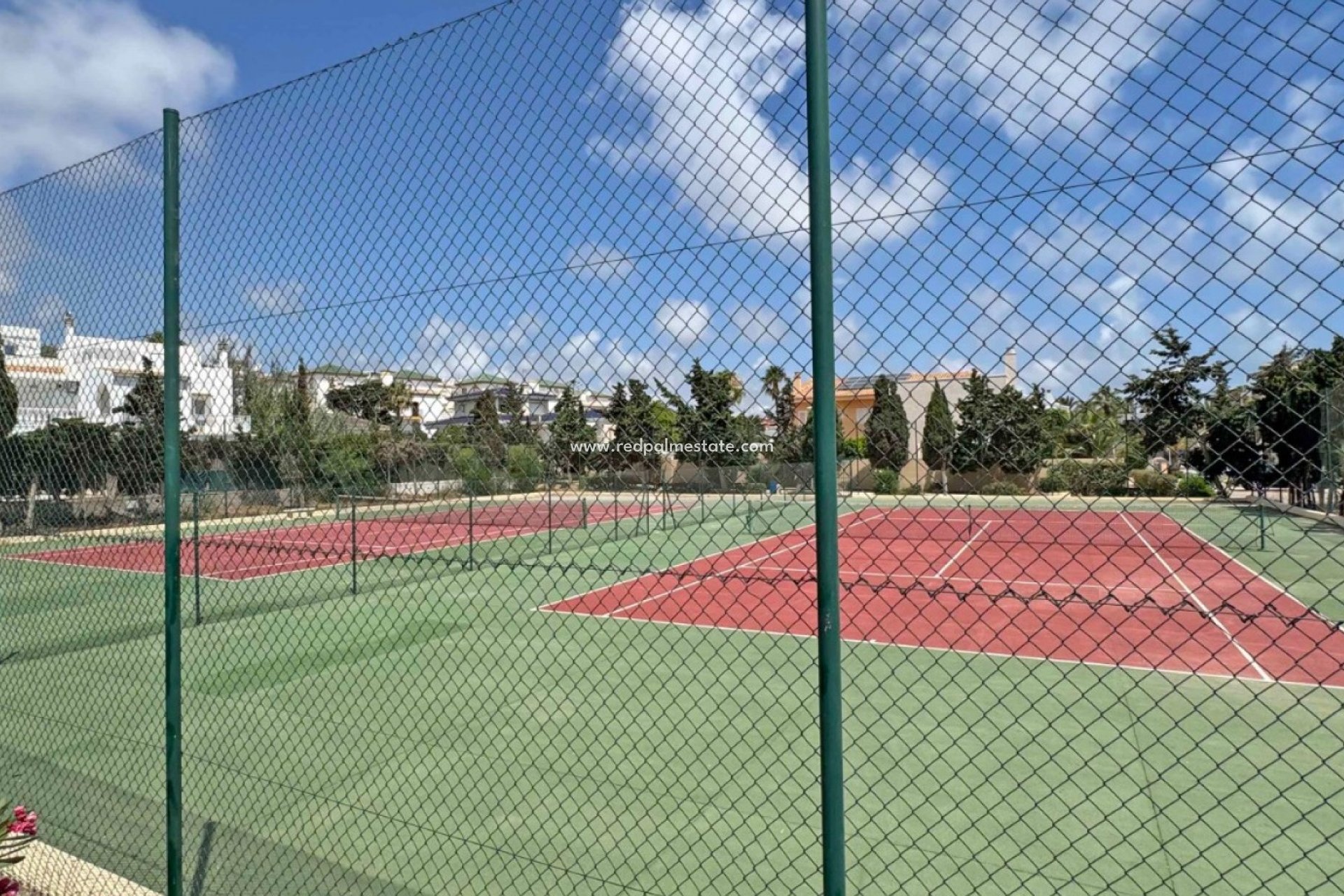 Revente - Maison de ville -
Torrevieja - La Mata