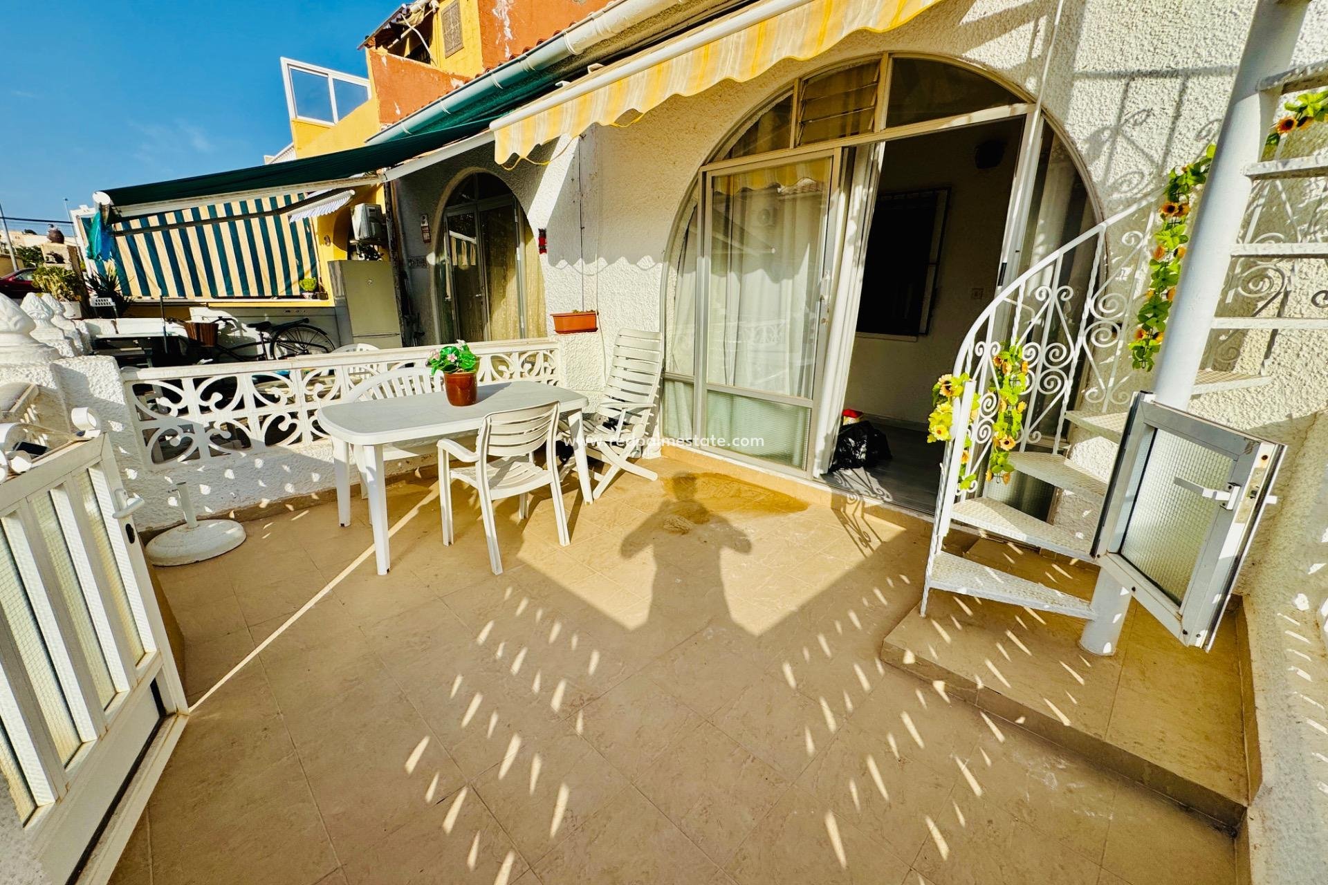 Revente - Maison de ville -
Torrevieja - La Siesta - El Salado - Torreta