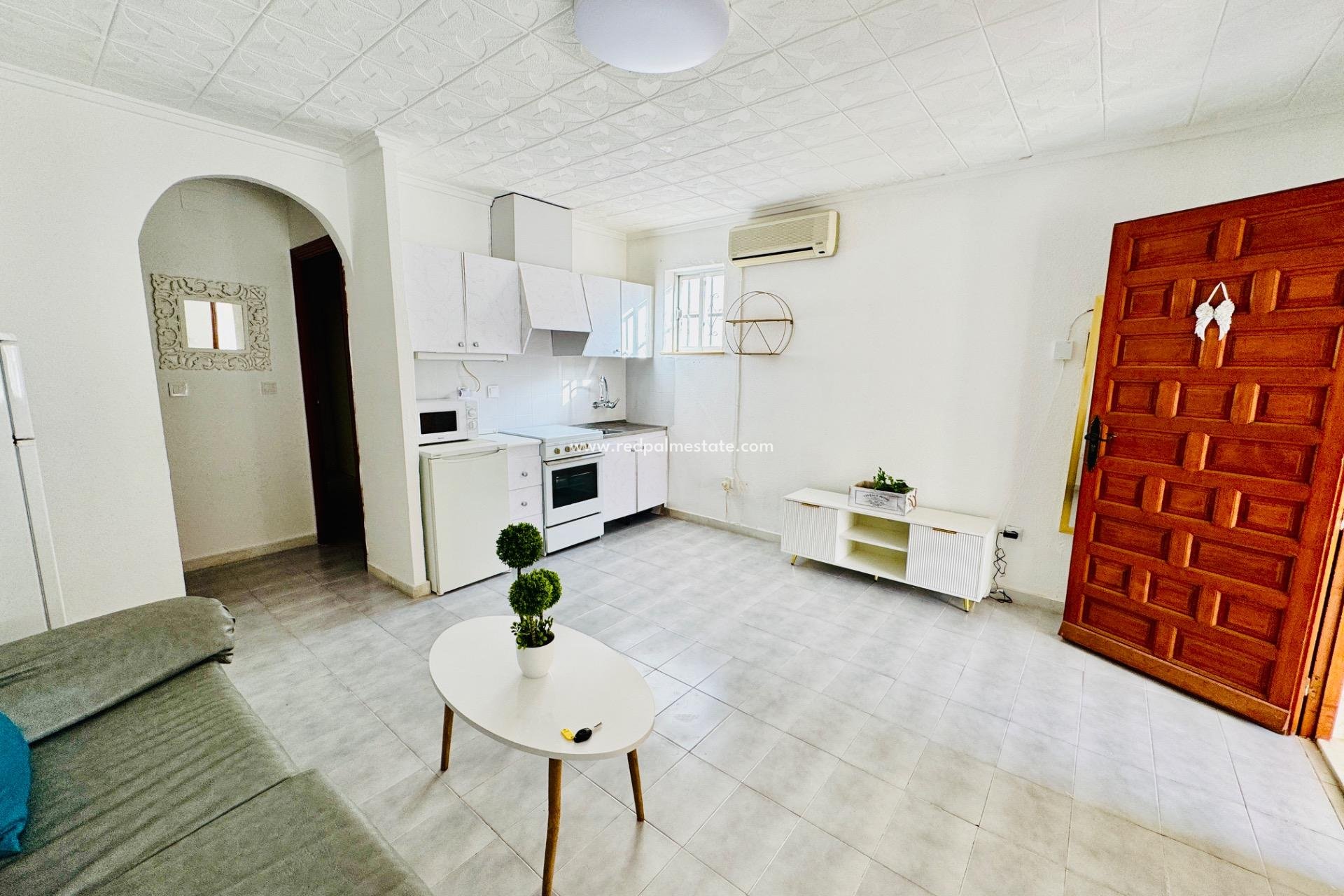Revente - Maison de ville -
Torrevieja - La Siesta - El Salado - Torreta