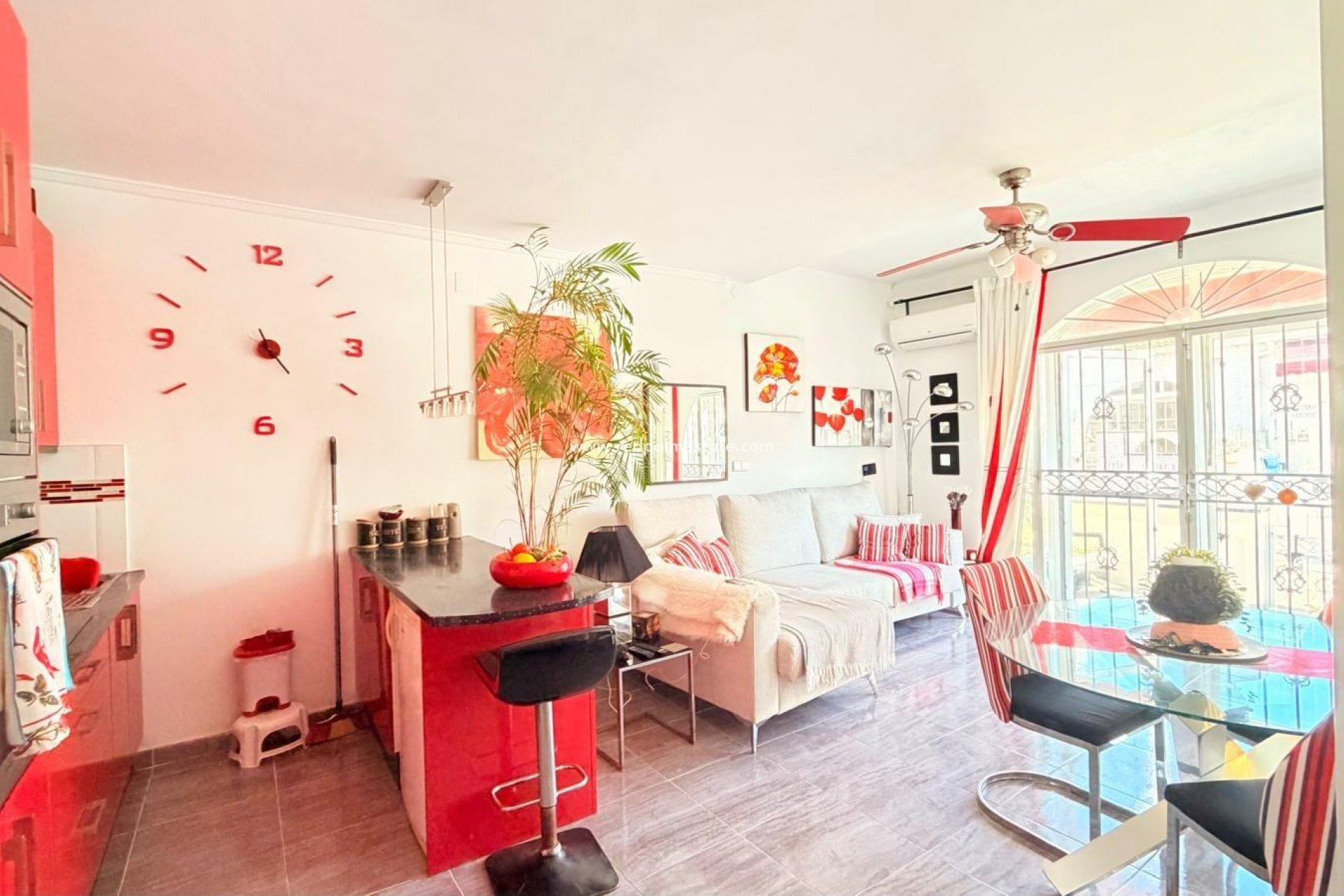 Revente - Maison de ville -
Torrevieja - La Siesta - El Salado - Torreta