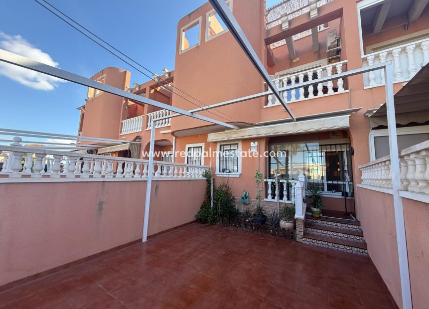 Revente - Maison de ville -
Torrevieja - La Siesta - El Salado -  Torreta