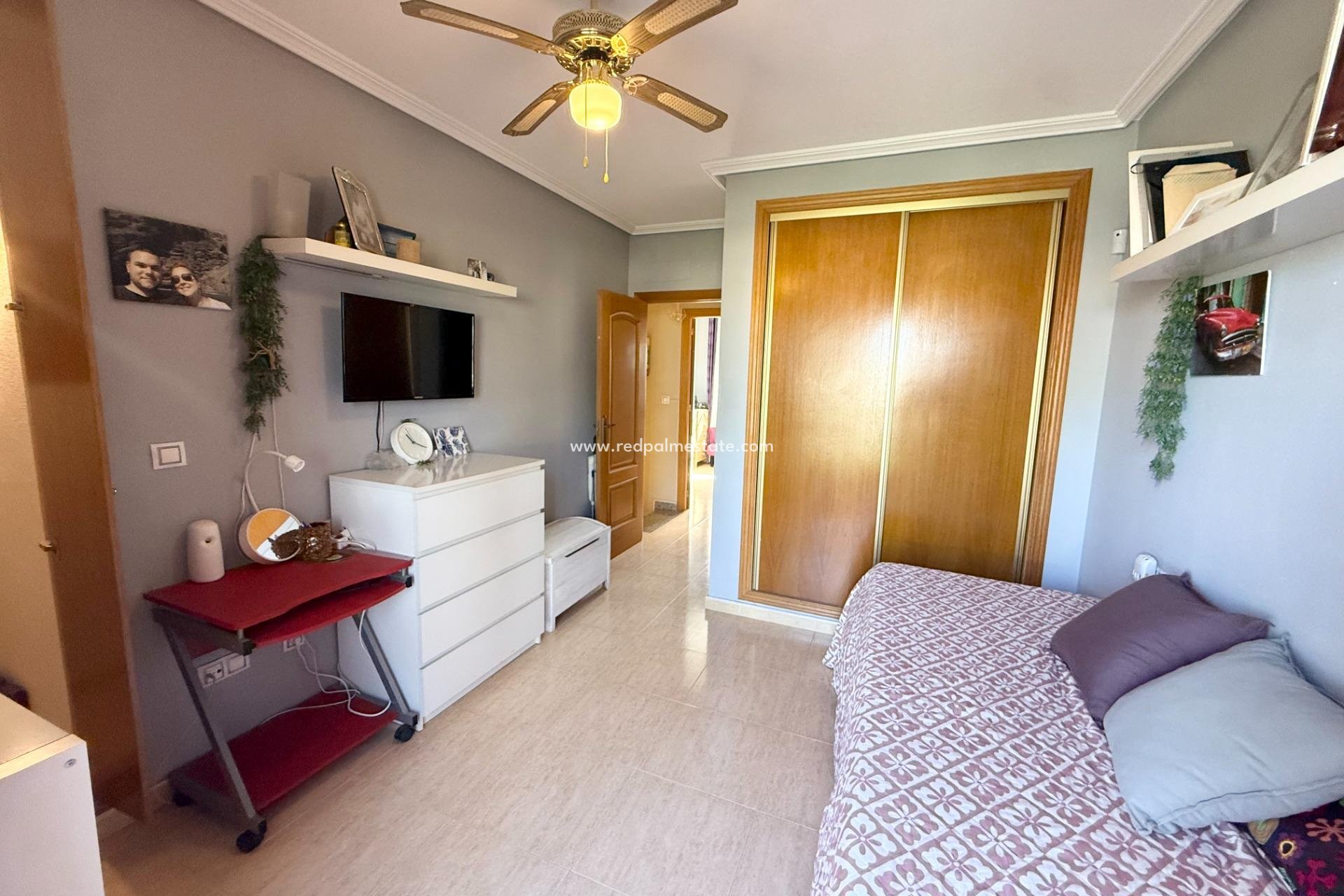 Revente - Maison de ville -
Torrevieja - La Siesta - El Salado -  Torreta