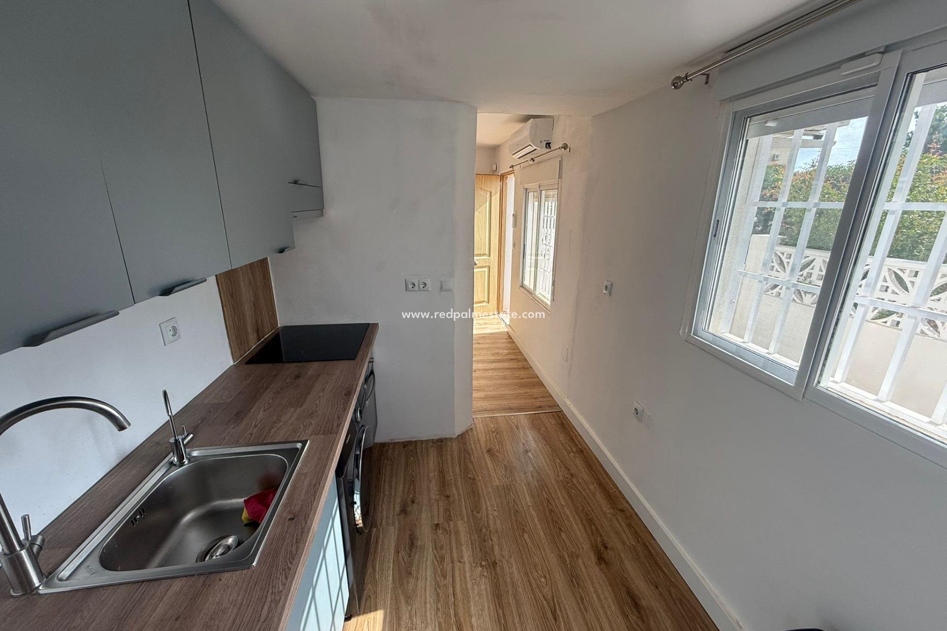 Revente - Maison de ville -
Torrevieja - La Siesta - El Salado -  Torreta