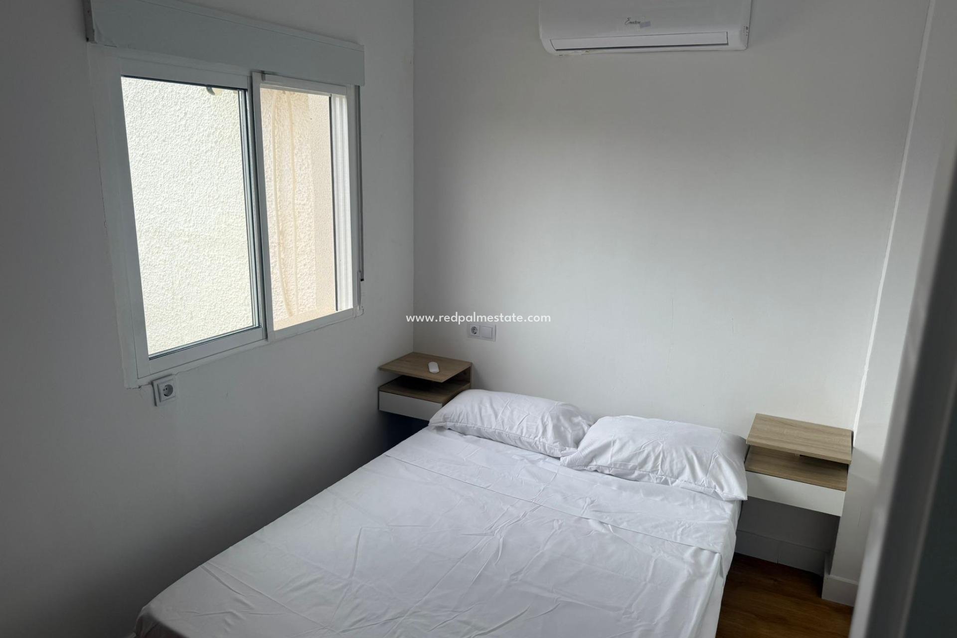 Revente - Maison de ville -
Torrevieja - La Siesta - El Salado -  Torreta