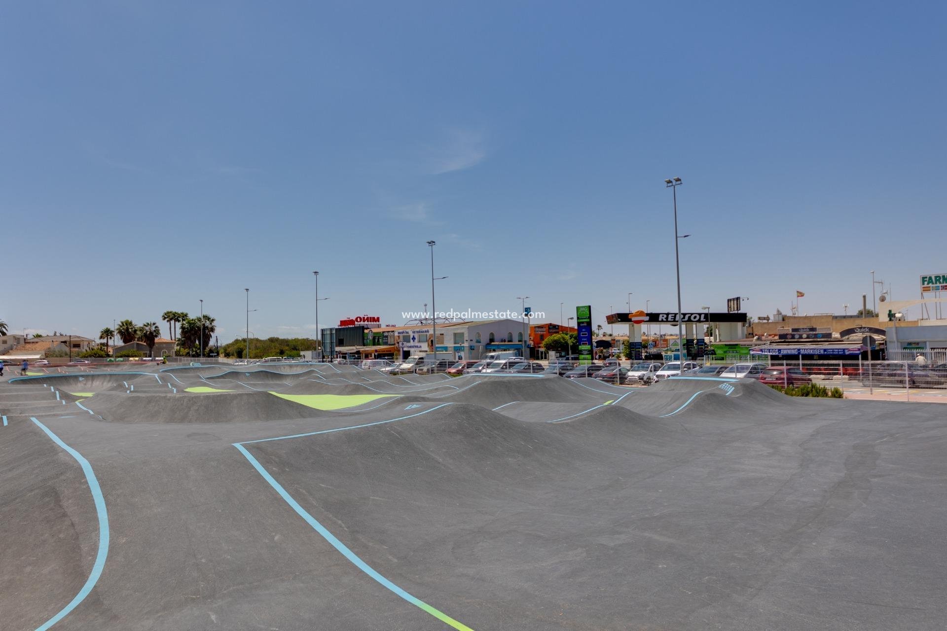 Revente - Maison de ville -
Torrevieja - La Siesta - El Salado -  Torreta