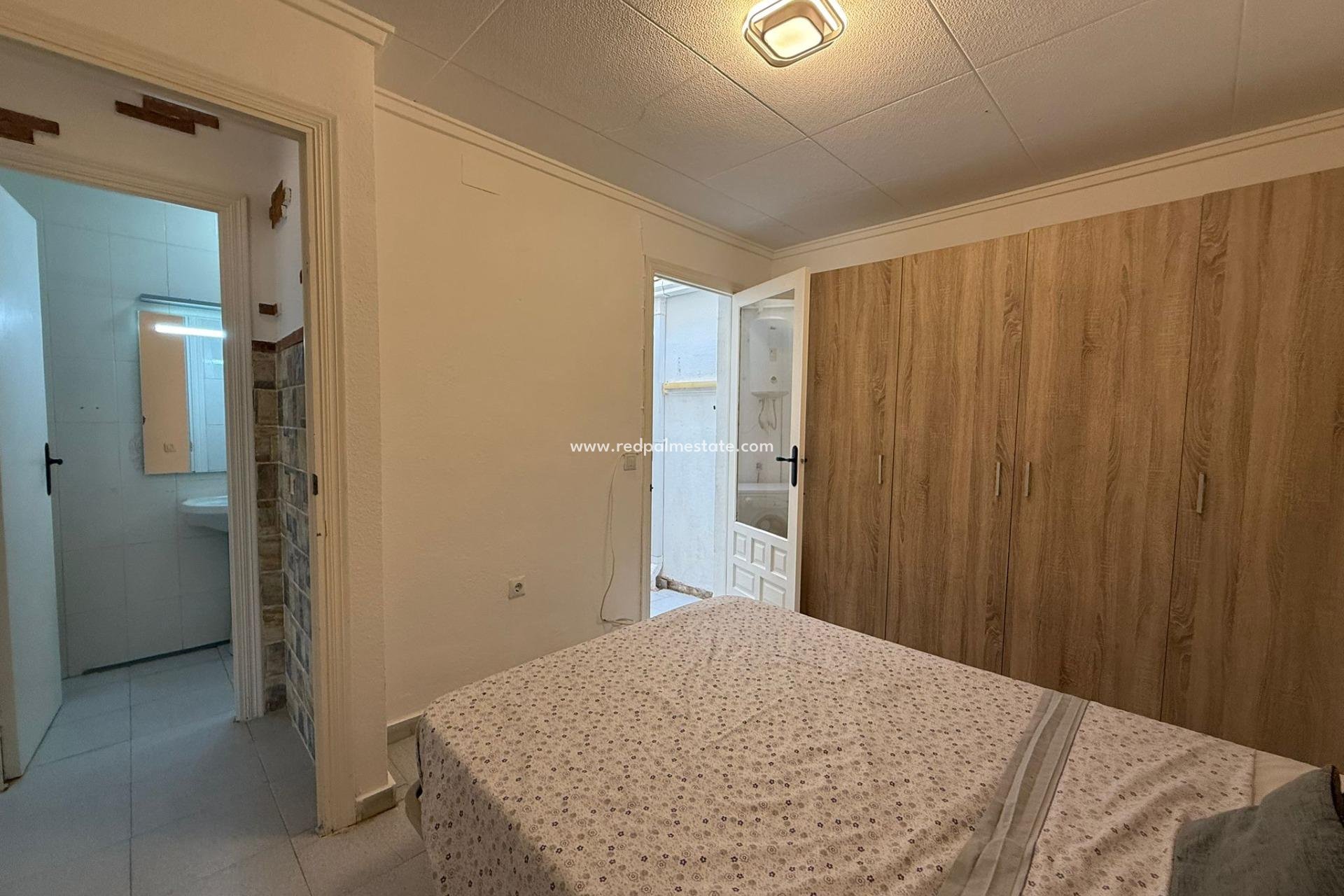 Revente - Maison de ville -
Torrevieja - La Siesta - El Salado - Torreta