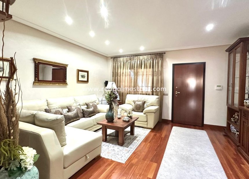 Revente - Maison de ville -
Torrevieja - La Siesta - El Salado - Torreta