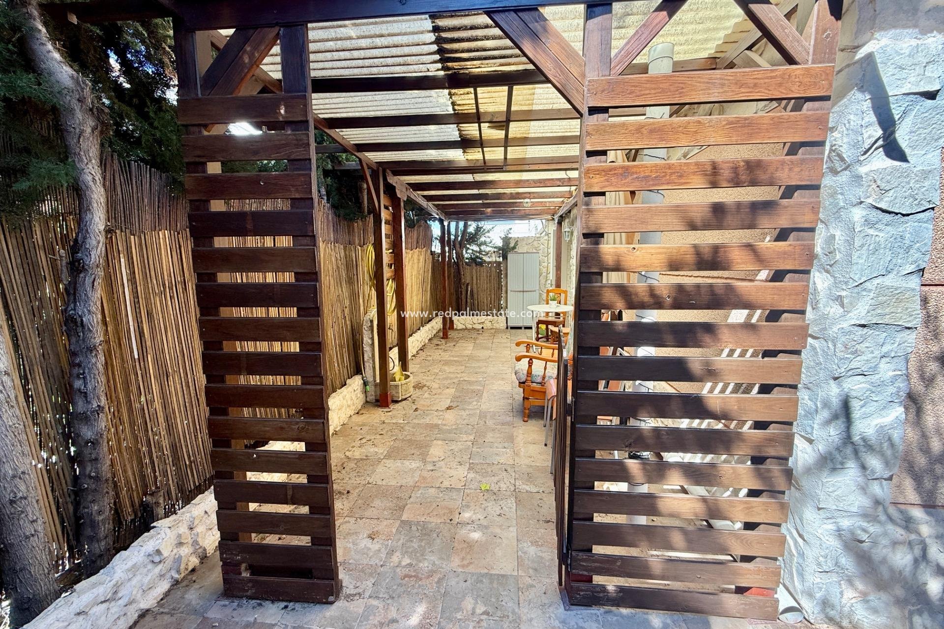 Revente - Maison de ville -
Torrevieja - La Siesta - El Salado -  Torreta