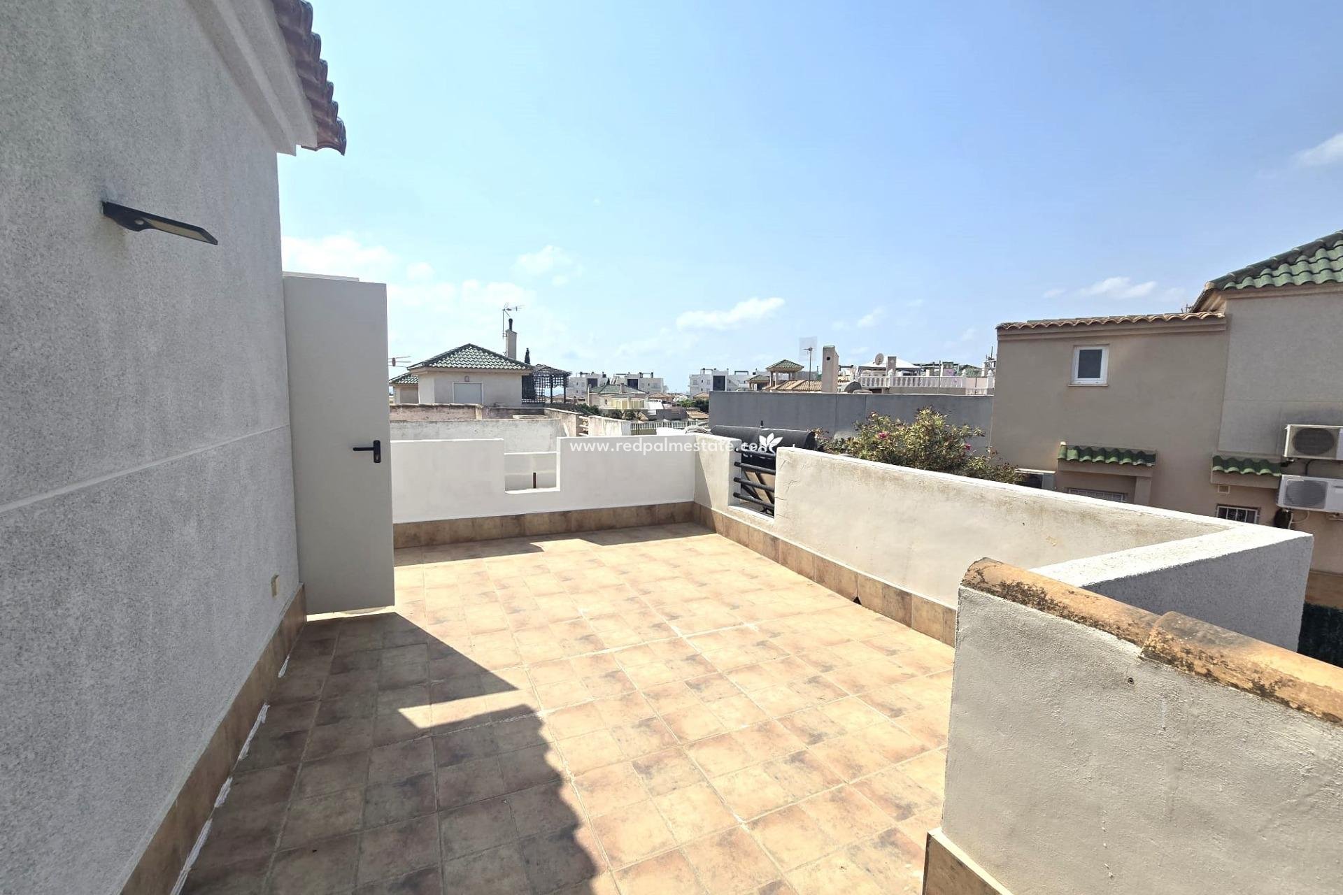 Revente - Maison de ville -
Torrevieja - Los altos