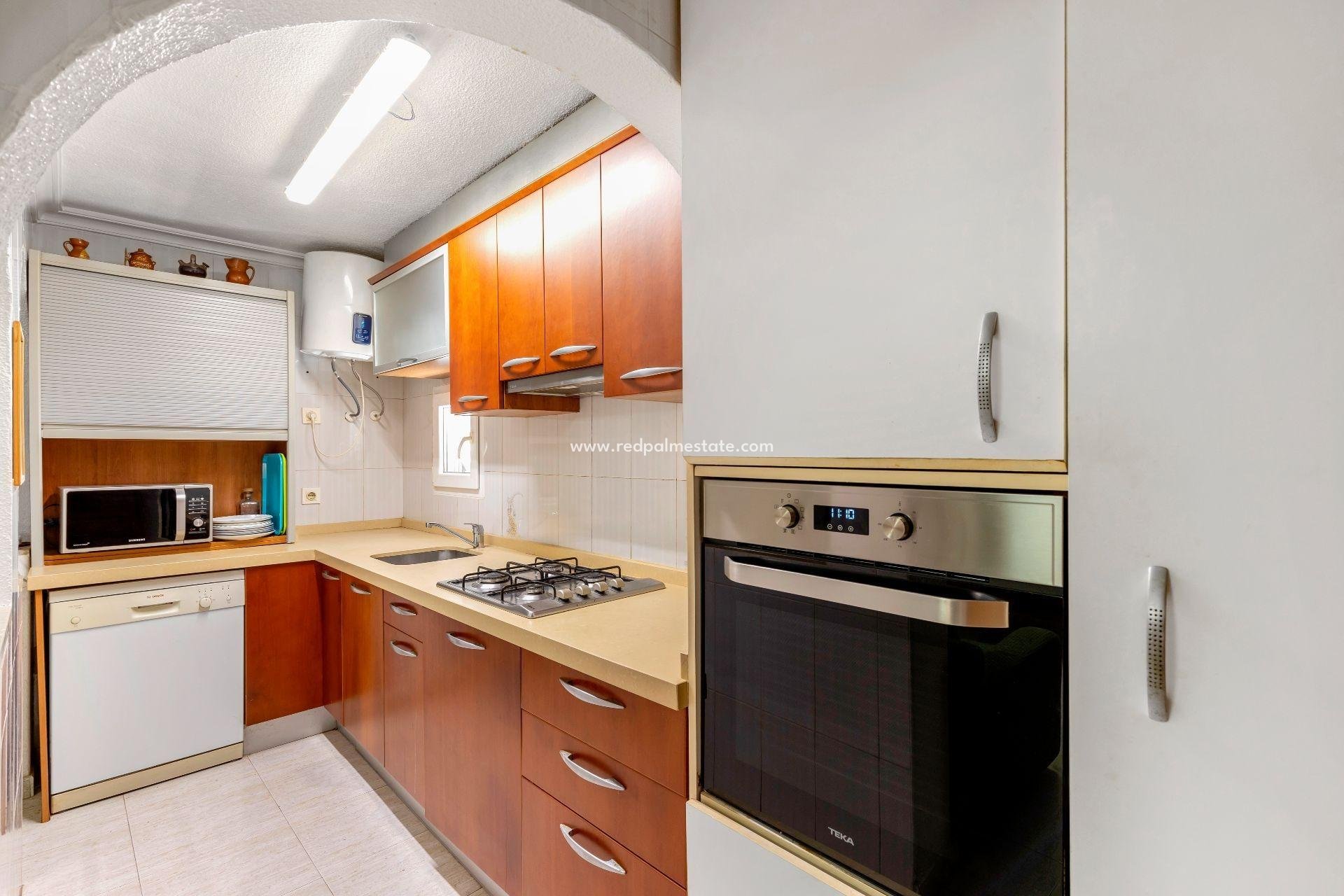 Revente - Maison de ville -
Torrevieja - Los Europeos