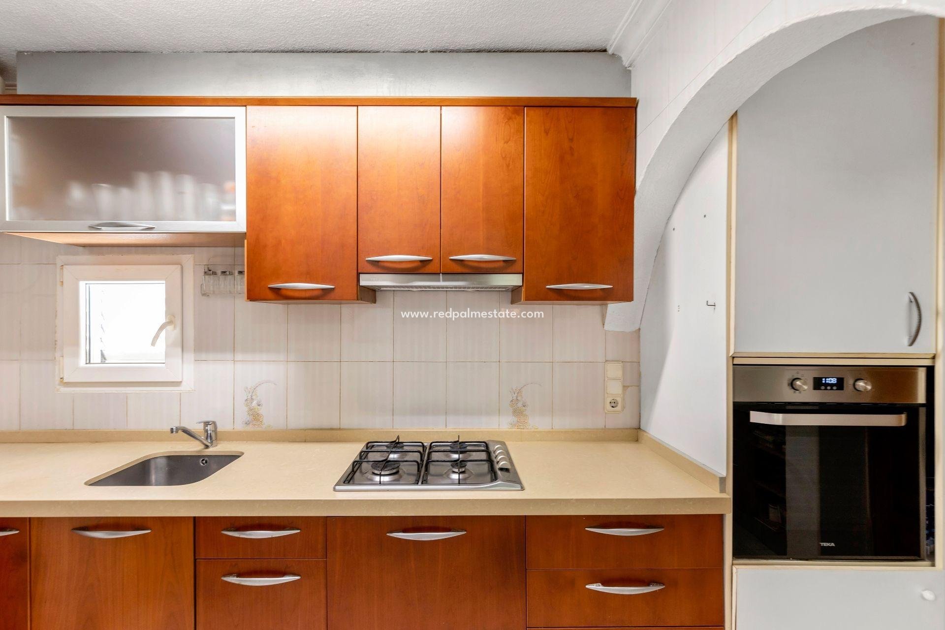 Revente - Maison de ville -
Torrevieja - Los Europeos