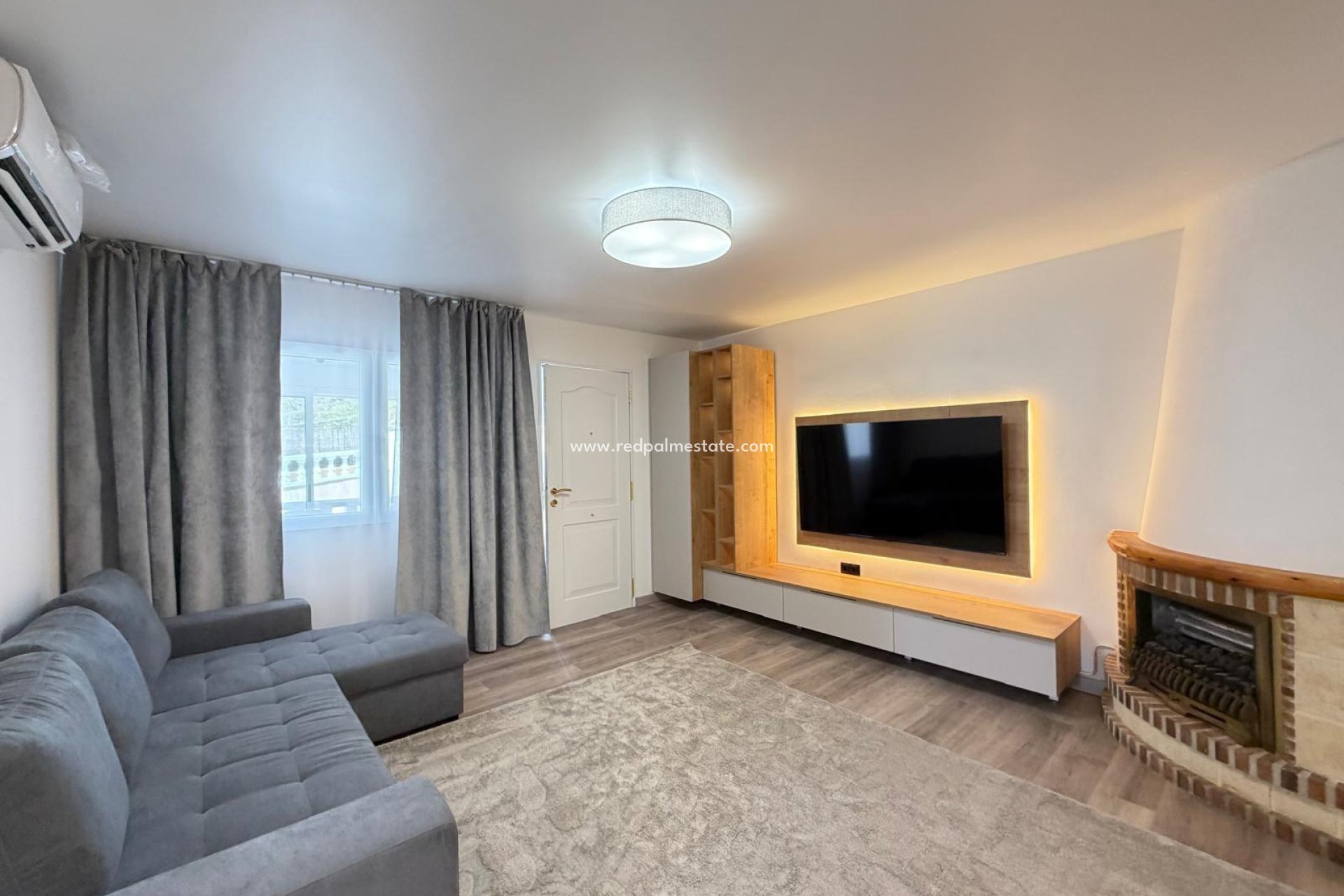 Revente - Maison de ville -
Torrevieja - Miramar - Torre Del Moro