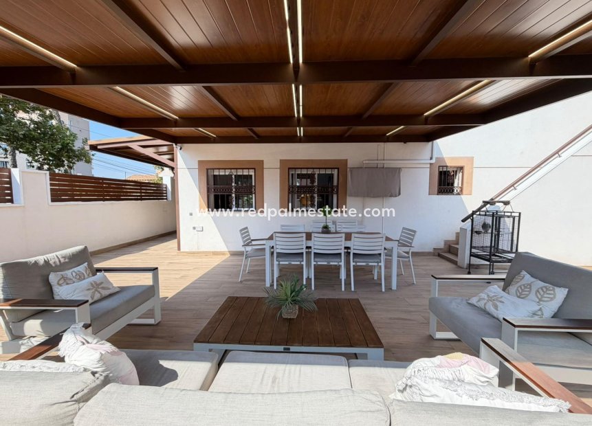 Revente - Maison de ville -
Torrevieja - Nueva Torrevieja - Aguas Nuevas