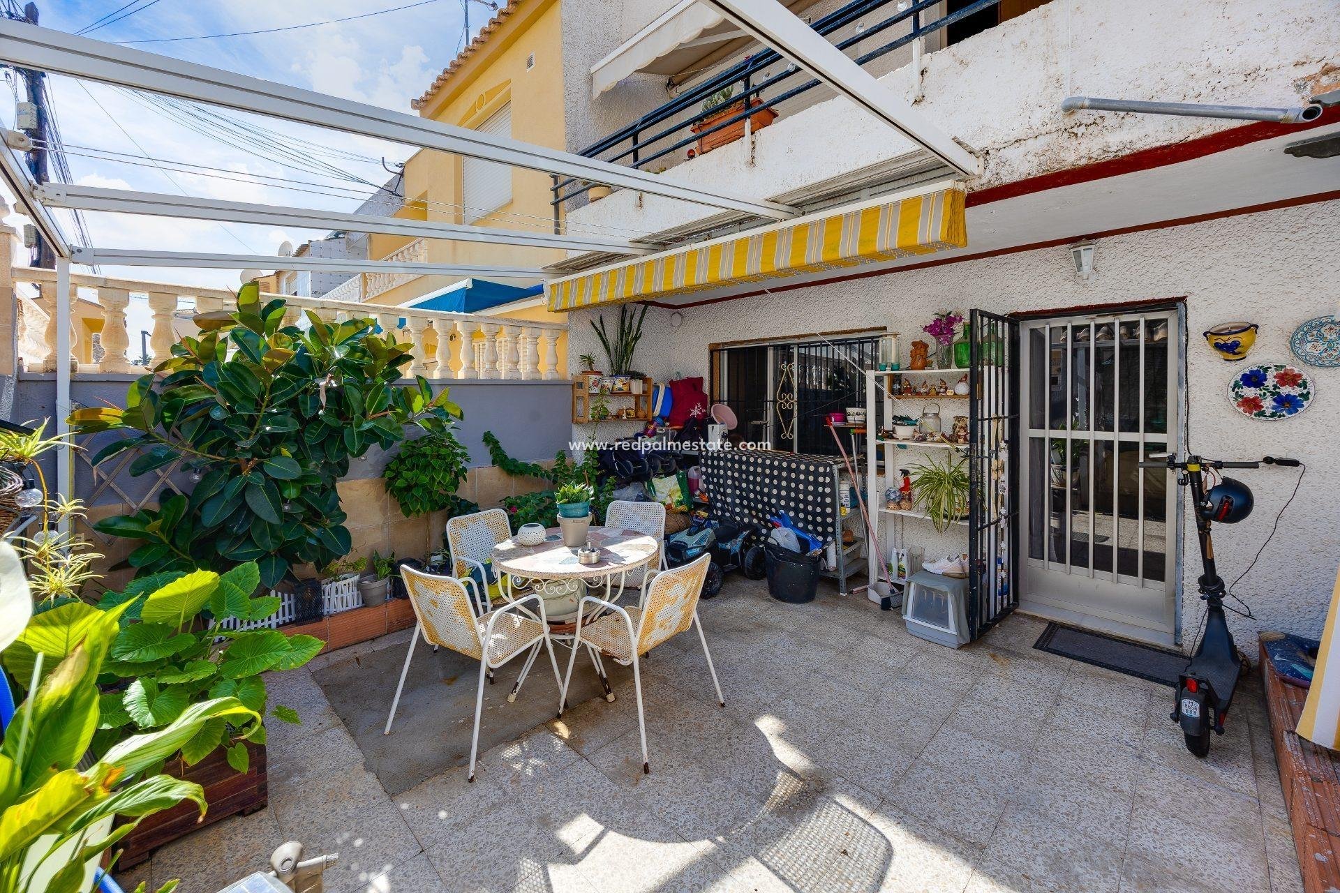 Revente - Maison de ville -
Torrevieja - Nueva Torrevieja - Aguas Nuevas