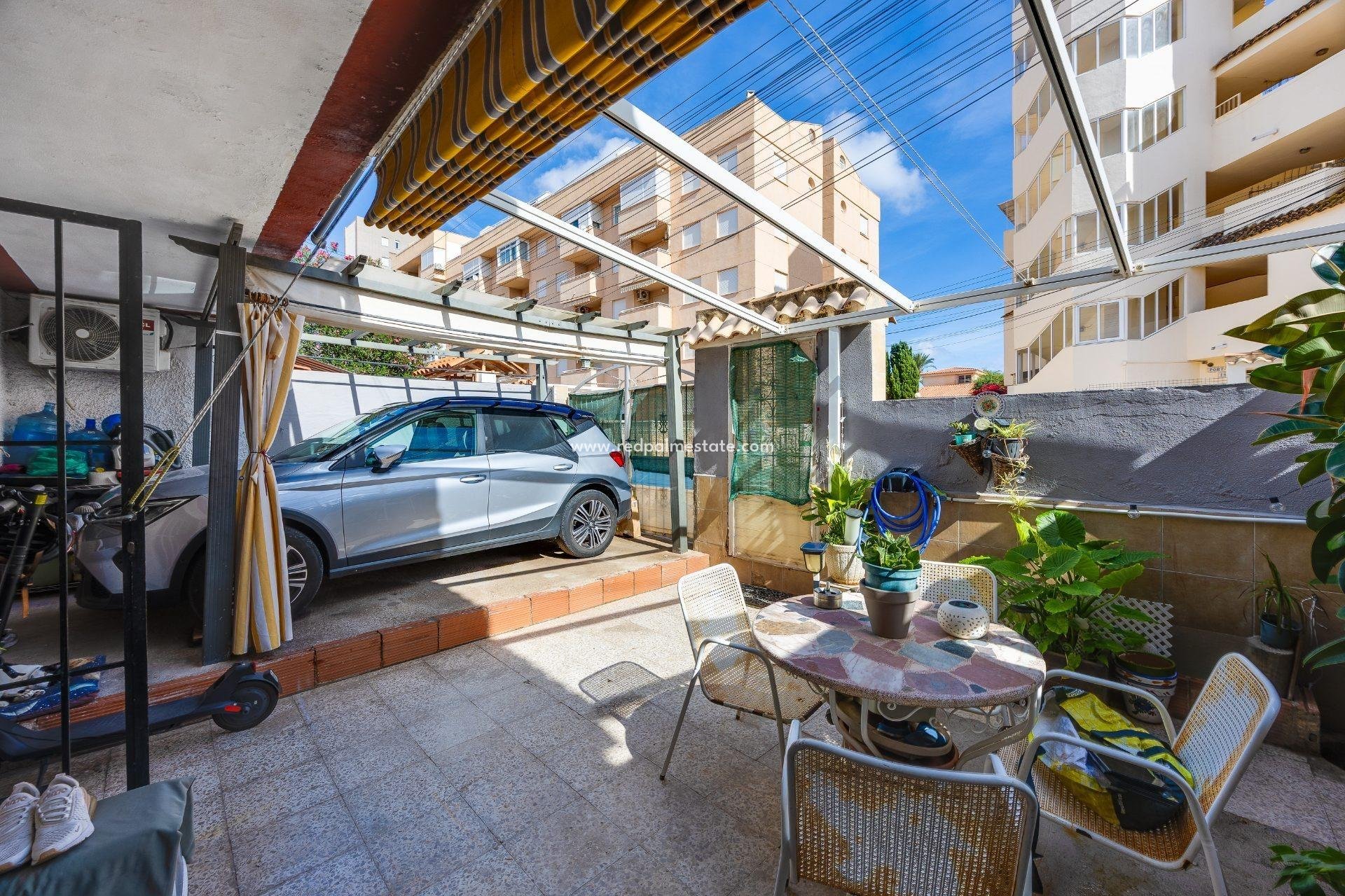 Revente - Maison de ville -
Torrevieja - Nueva Torrevieja - Aguas Nuevas