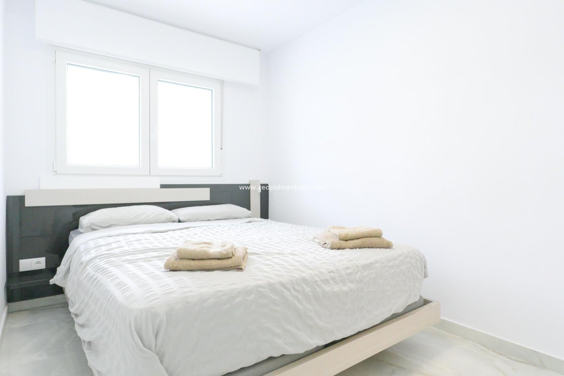 Revente - Maison de ville -
Torrevieja - Punta prima