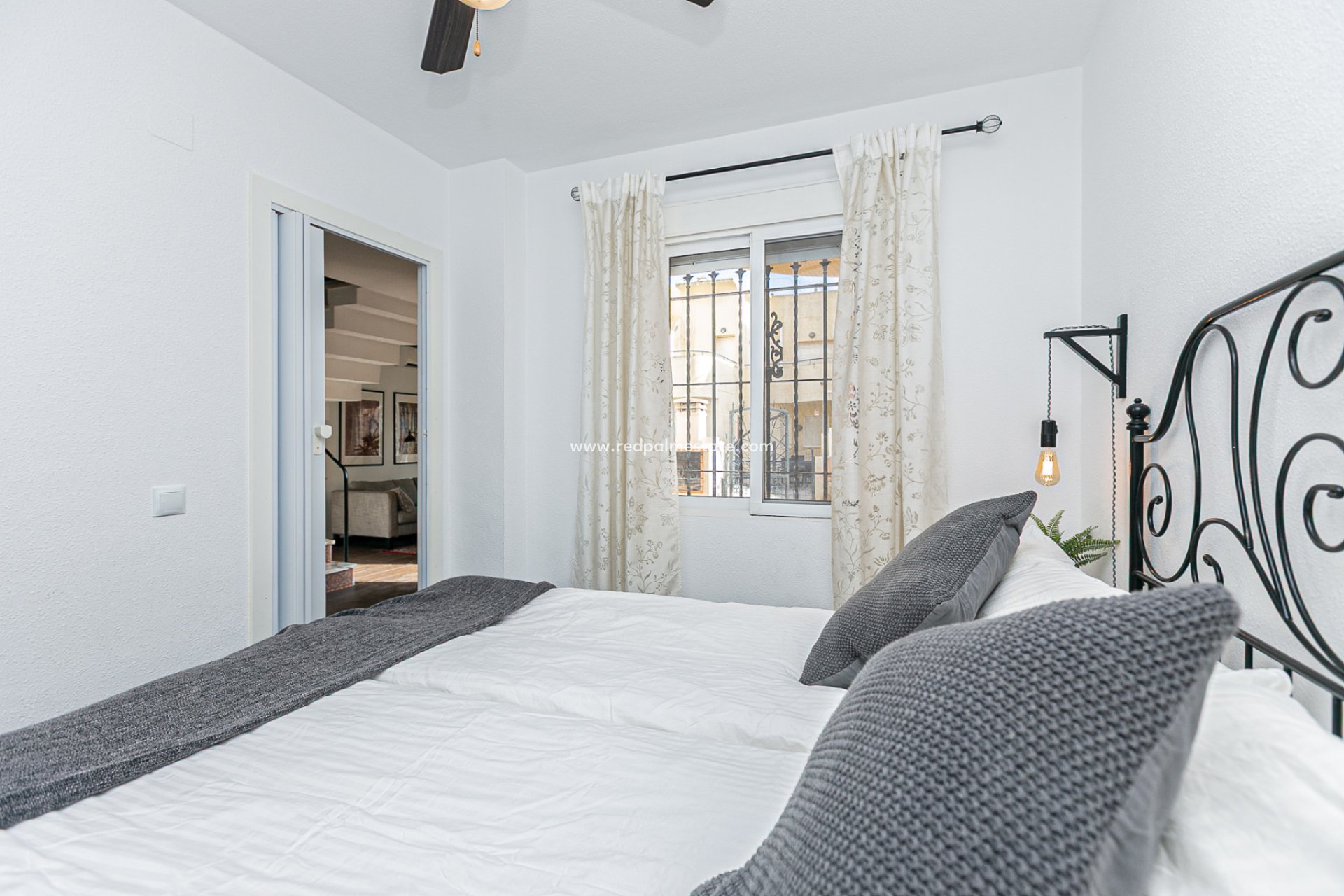 Revente - Maison de ville -
Torrevieja - Torretas