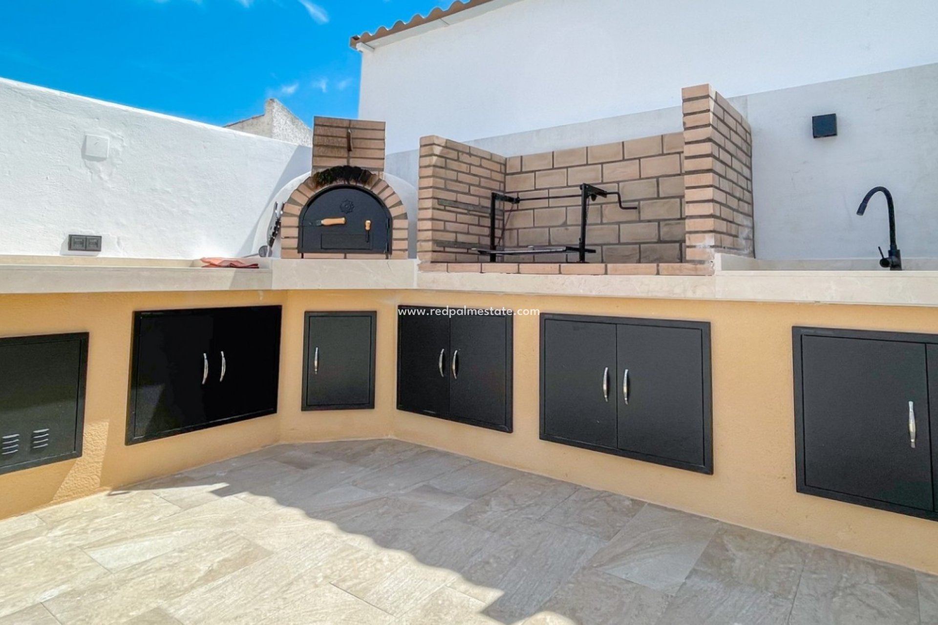 Revente - Maison de ville -
Torrevieja