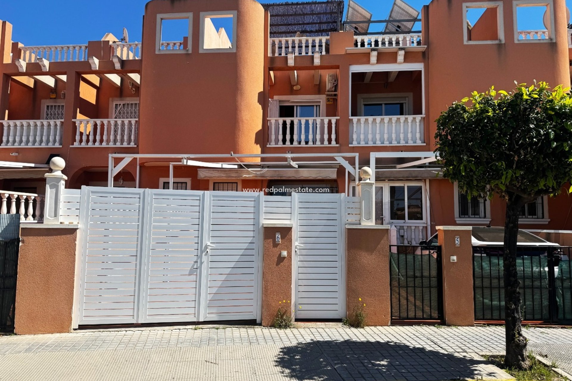 Revente - Maison de ville -
Torrevieja