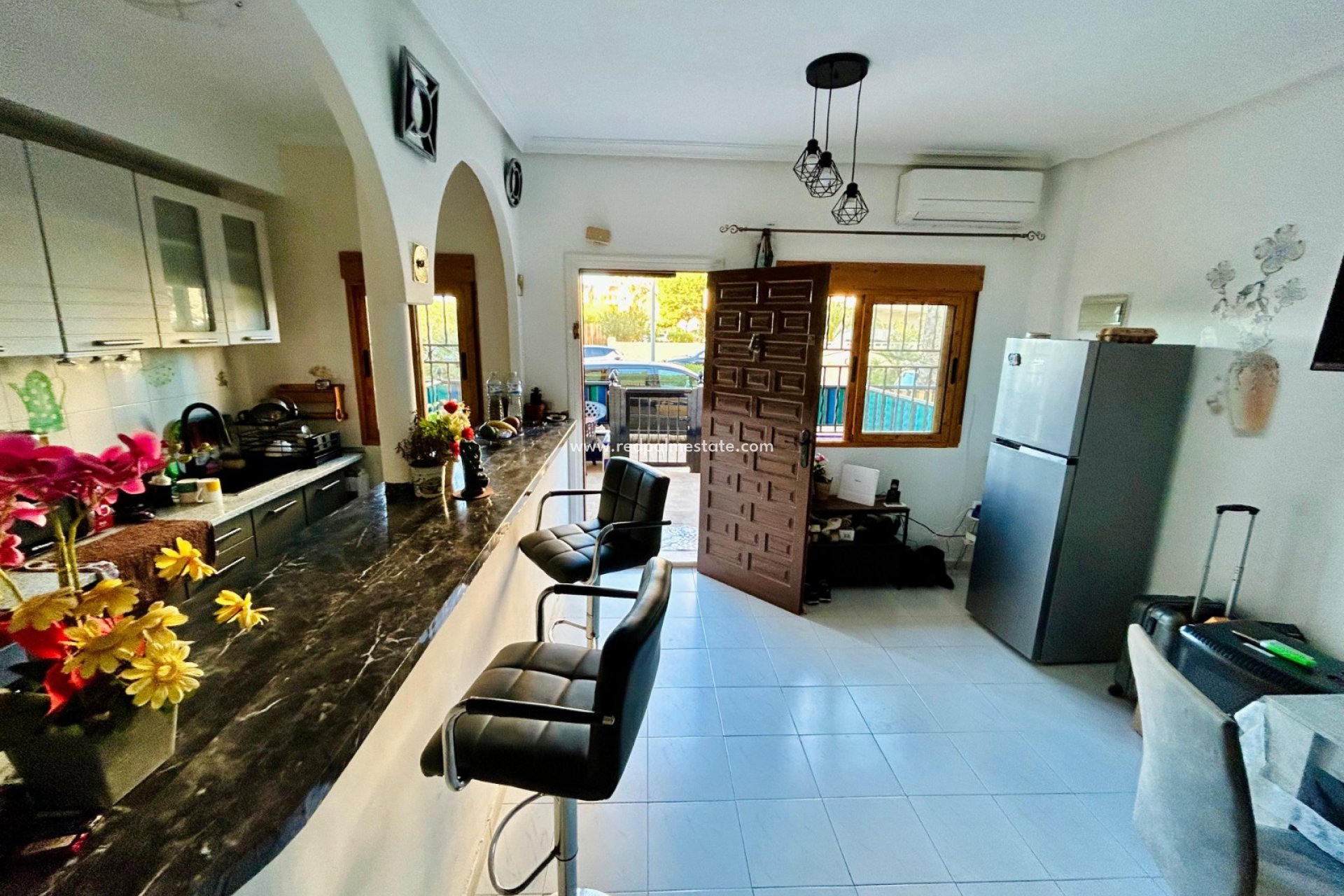 Revente - Maison de ville -
Torrevieja