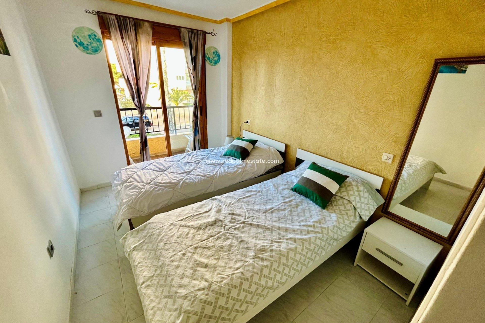 Revente - Maison de ville -
Torrevieja