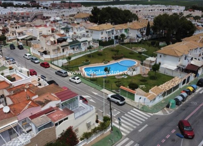 Revente - Maison de ville -
Torrevieja