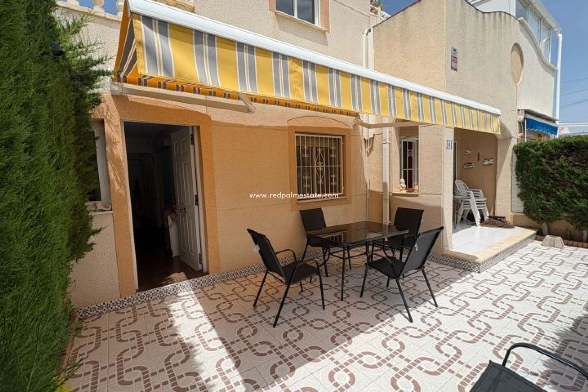 Revente - Maison de ville -
Torrevieja