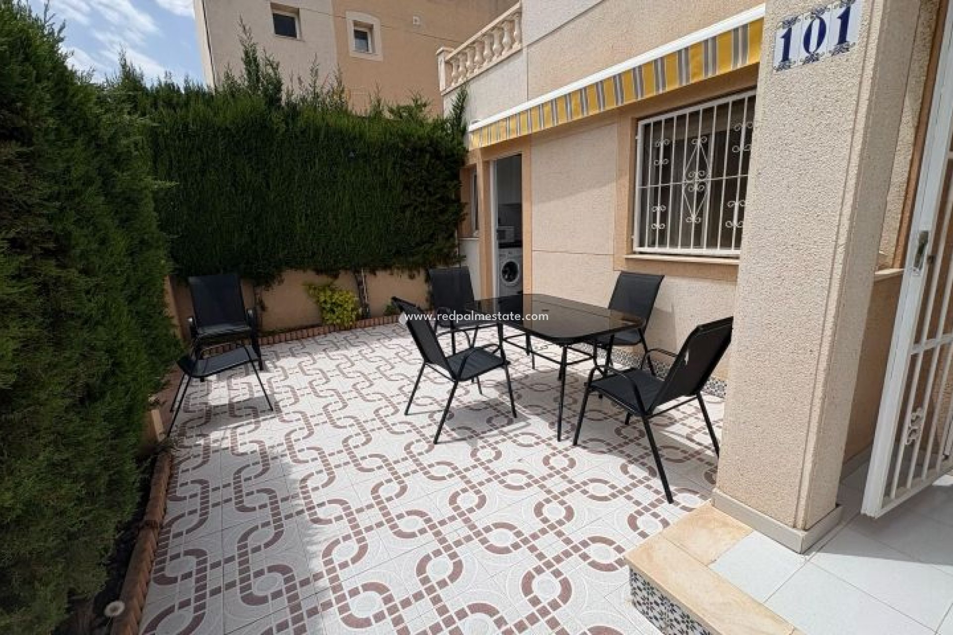 Revente - Maison de ville -
Torrevieja