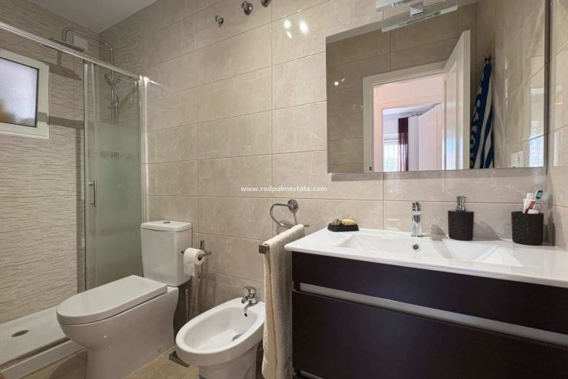 Revente - Maison de ville -
Torrevieja