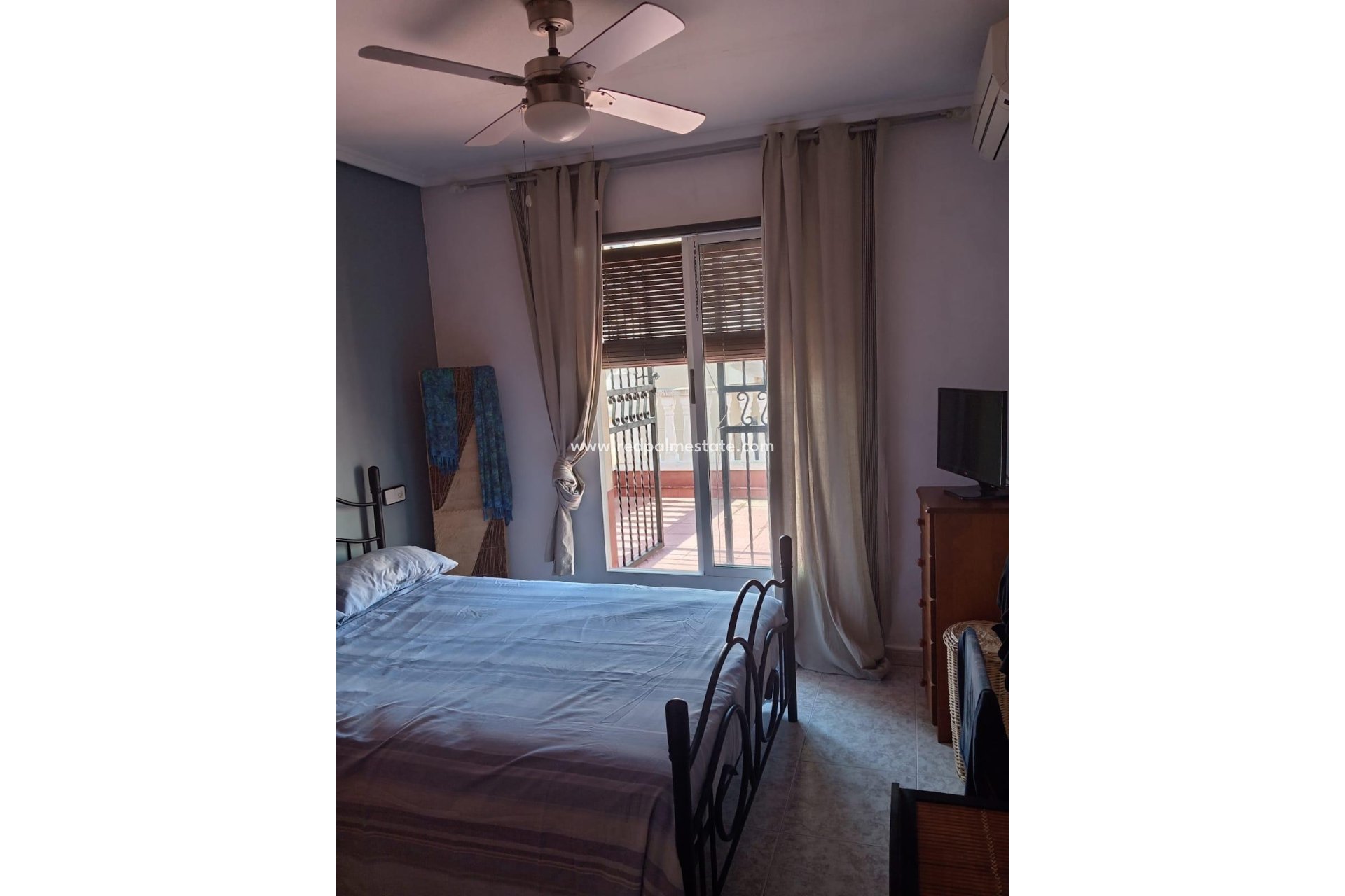 Revente - Maison de ville -
Torrevieja