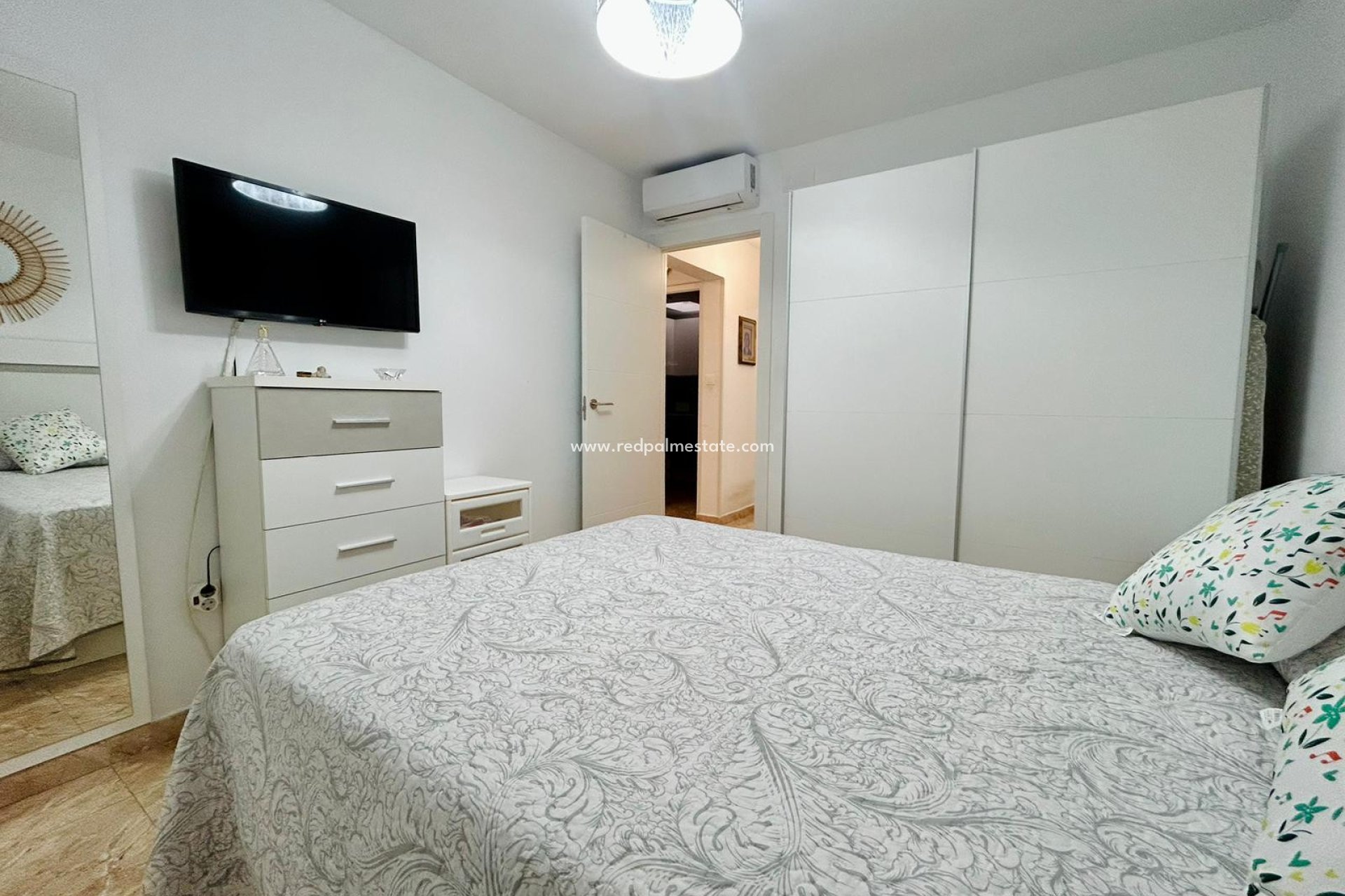 Revente - Maison de ville -
Torrevieja