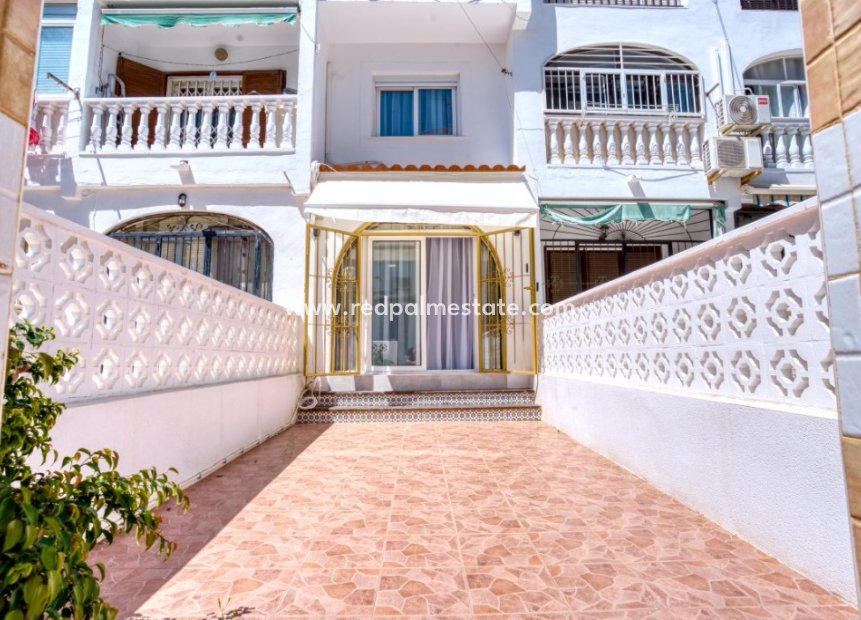 Revente - Maison de ville -
Torrevieja