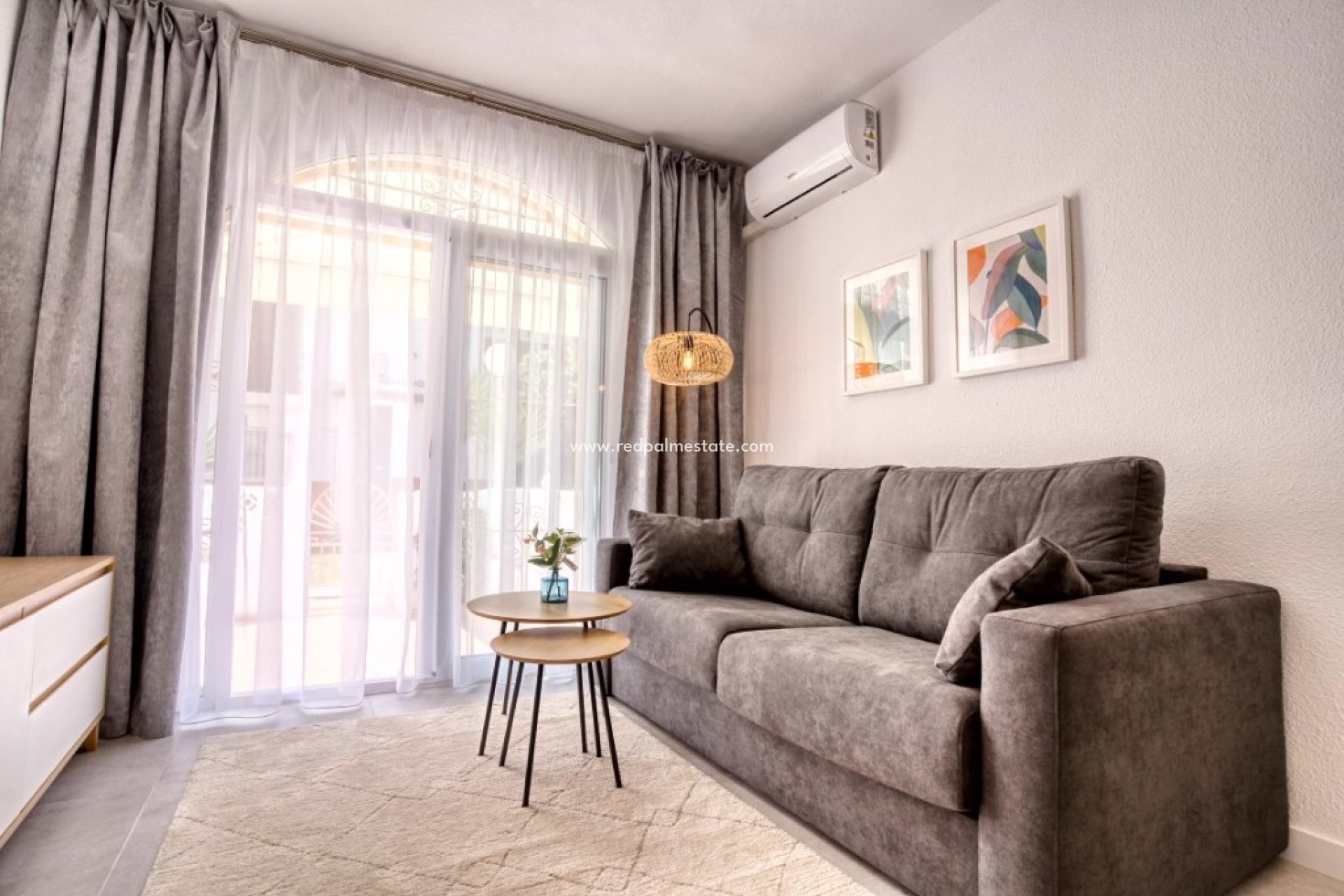 Revente - Maison de ville -
Torrevieja