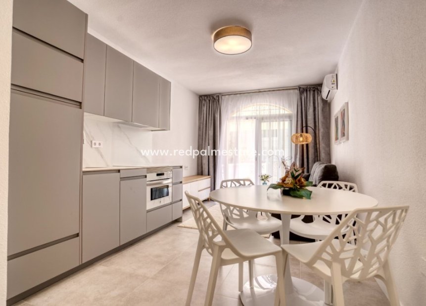 Revente - Maison de ville -
Torrevieja