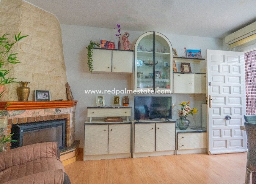 Revente - Maison de ville -
Torrevieja