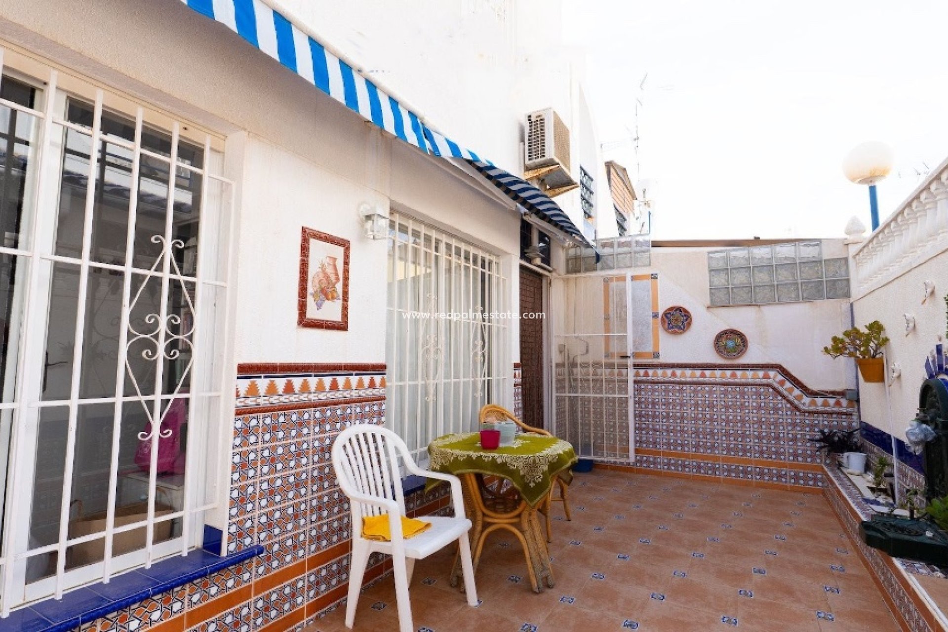 Revente - Maison de ville -
Torrevieja