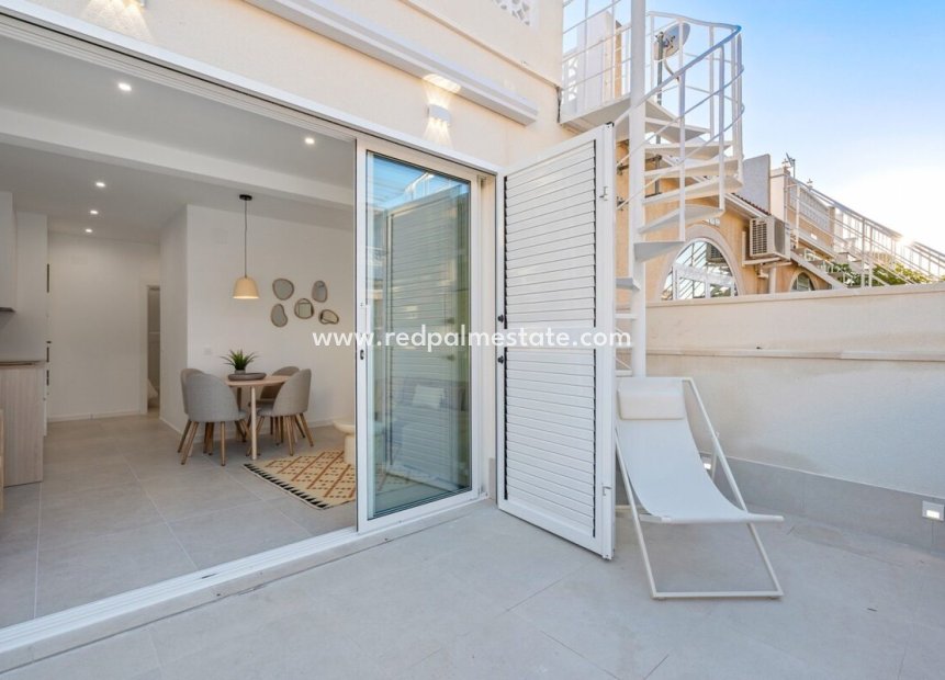 Revente - Maison de ville -
Torrevieja