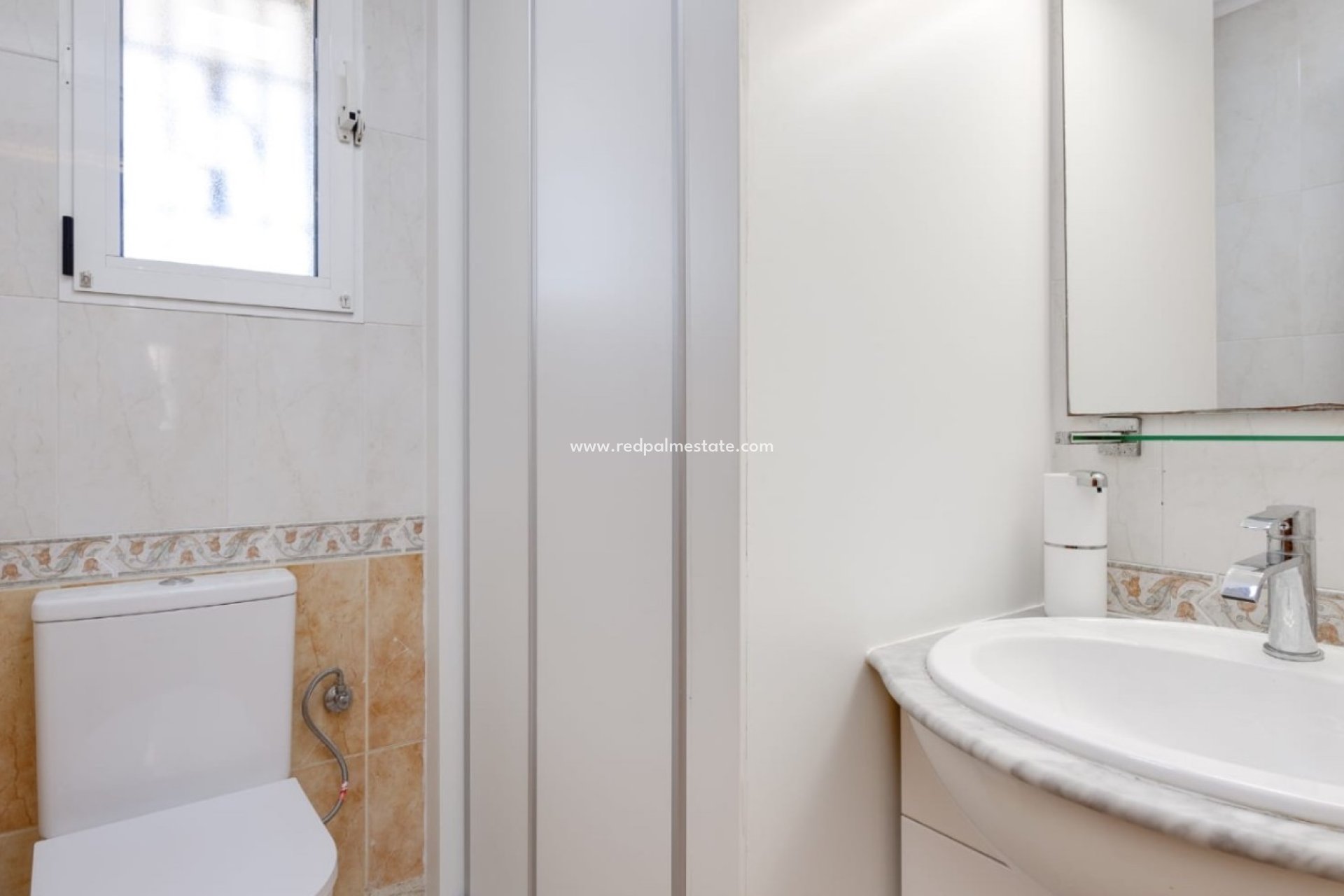 Revente - Maison de ville -
Torrevieja