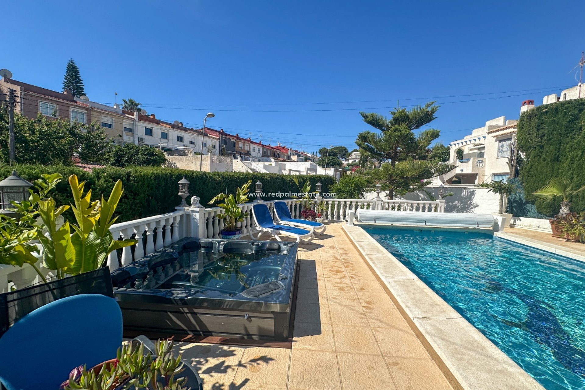 Revente - Maison de ville -
Torrevieja