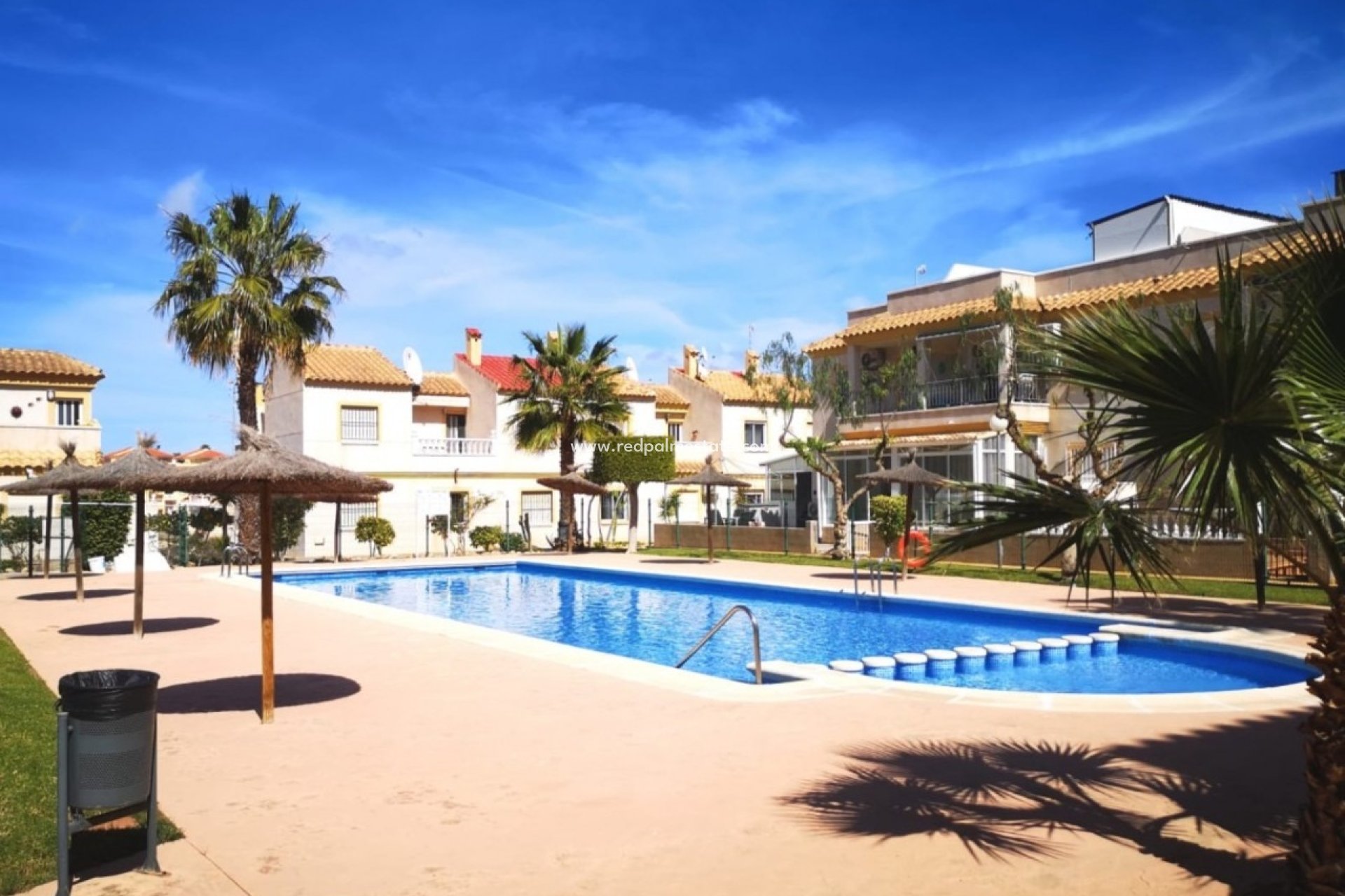 Revente - Maison de ville -
Villamartín - Costa Blanca