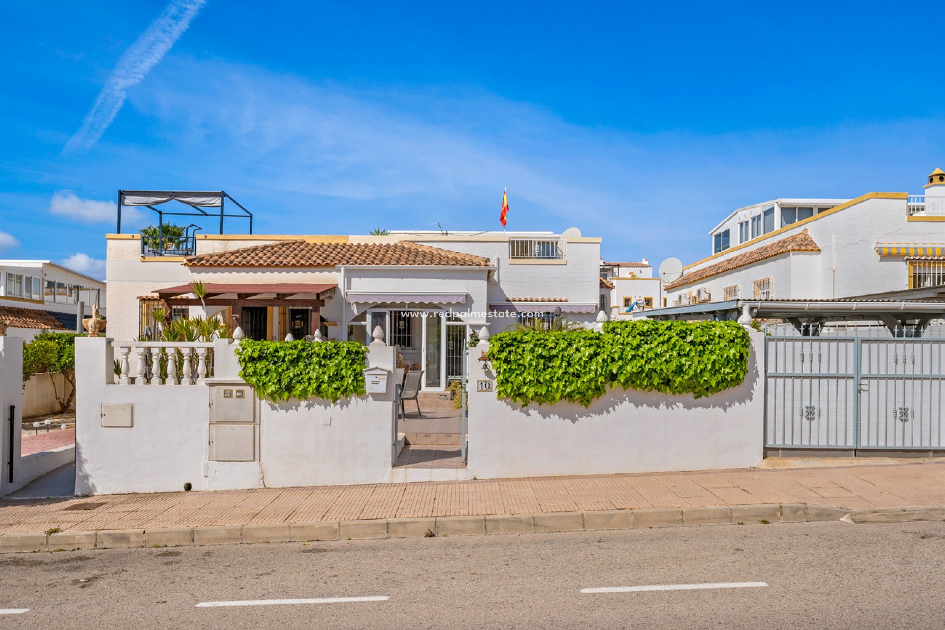 Revente - Maison Quadruple -
La Marina - Costa Blanca