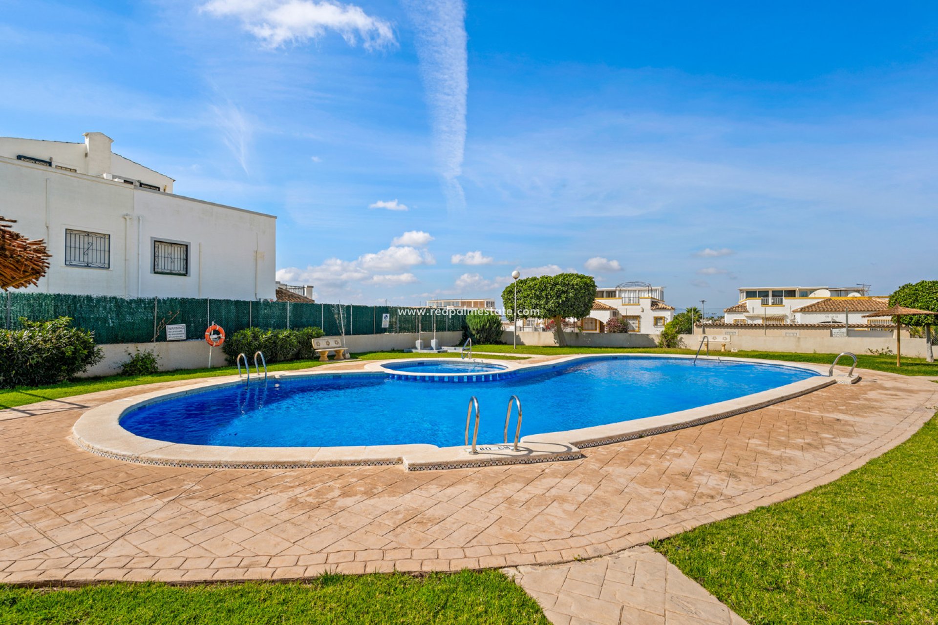 Revente - Maison Quadruple -
La Marina - Costa Blanca