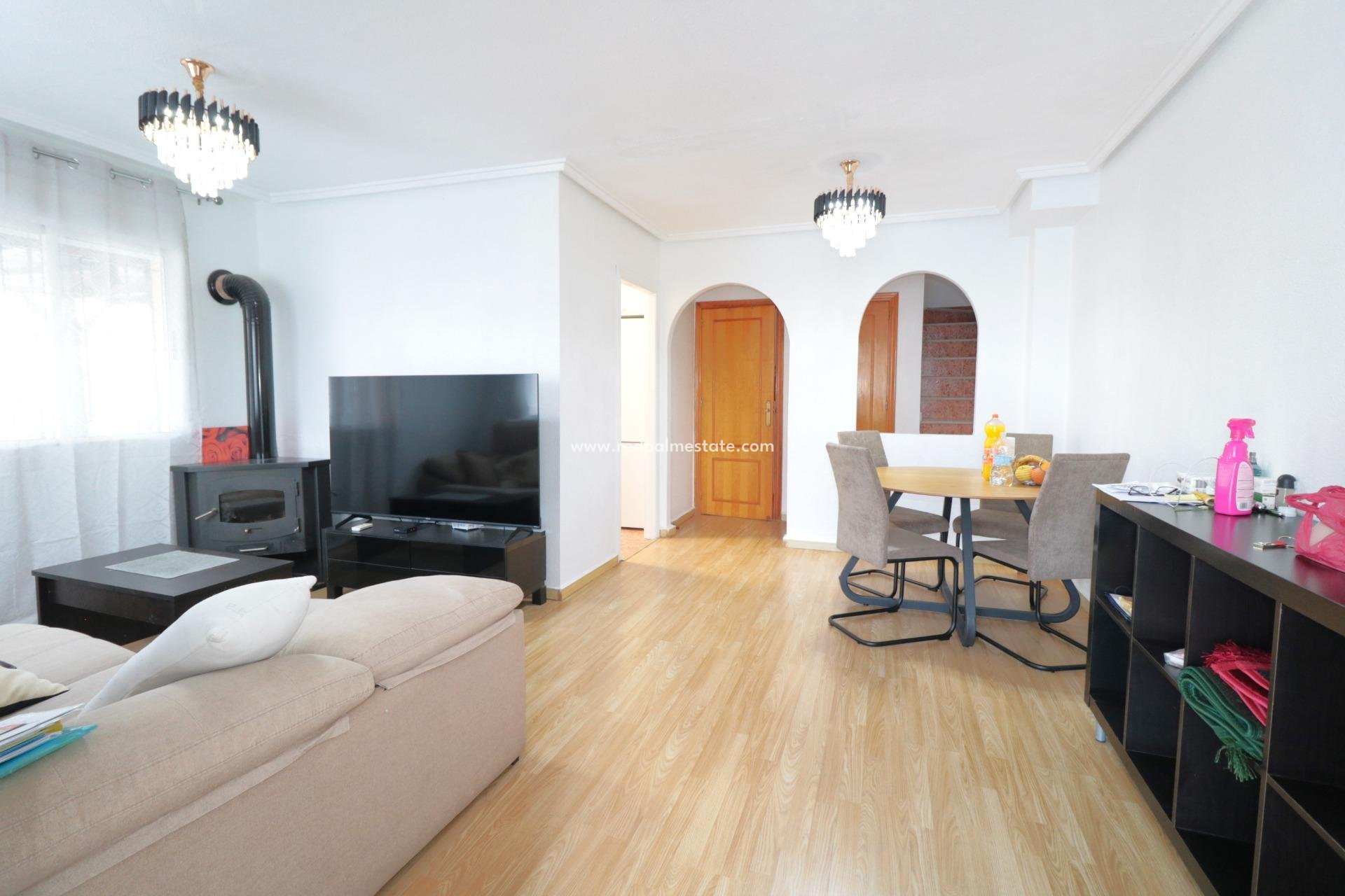 Revente - Maison Quadruple -
Torrevieja - La Siesta - El Salado -  Torreta