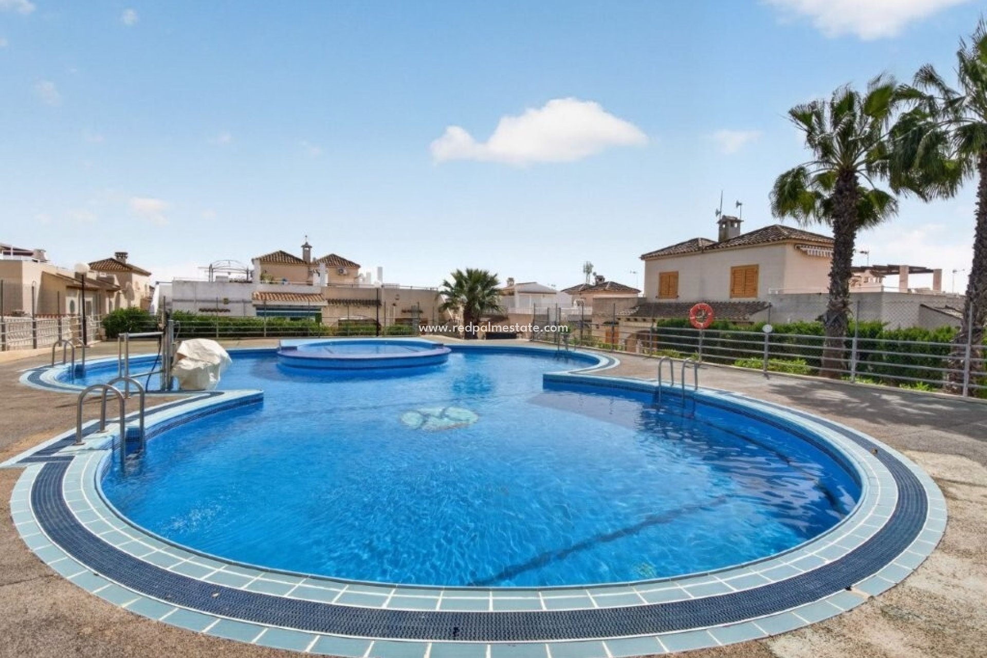 Revente - Maison Quadruple -
Torrevieja - Los altos