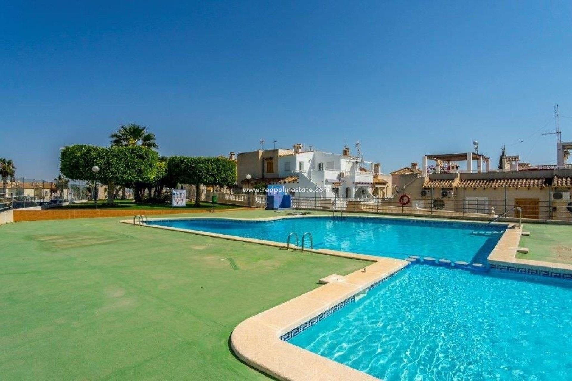 Revente - Maison Quadruple -
Torrevieja - Los altos