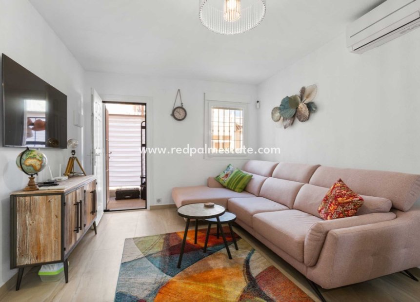 Revente - Maison Quadruple -
Torrevieja