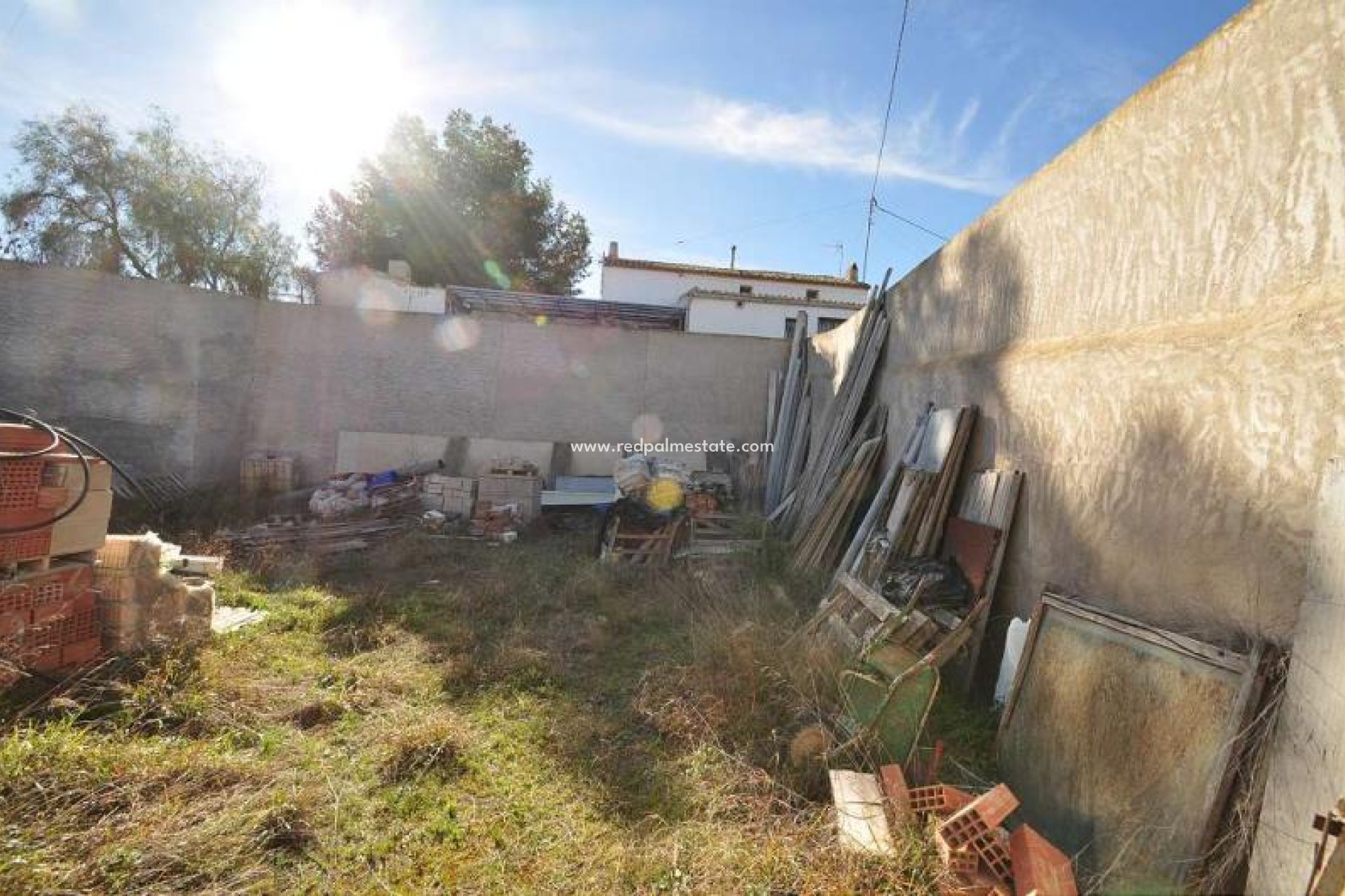 Revente - Parcelle -
Chinorlet - Inland