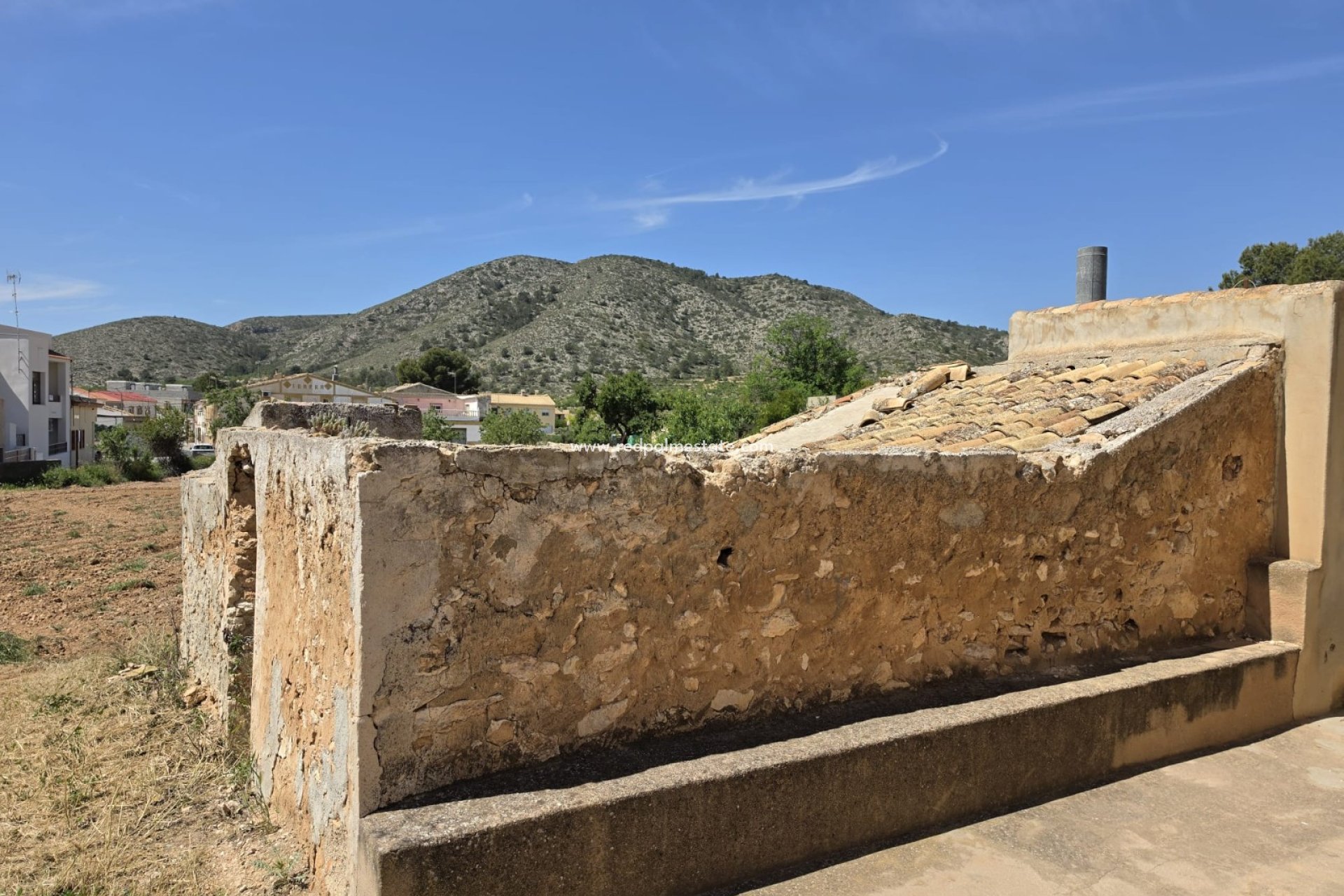 Revente - Parcelle -
Hondón de las Nieves - Inland
